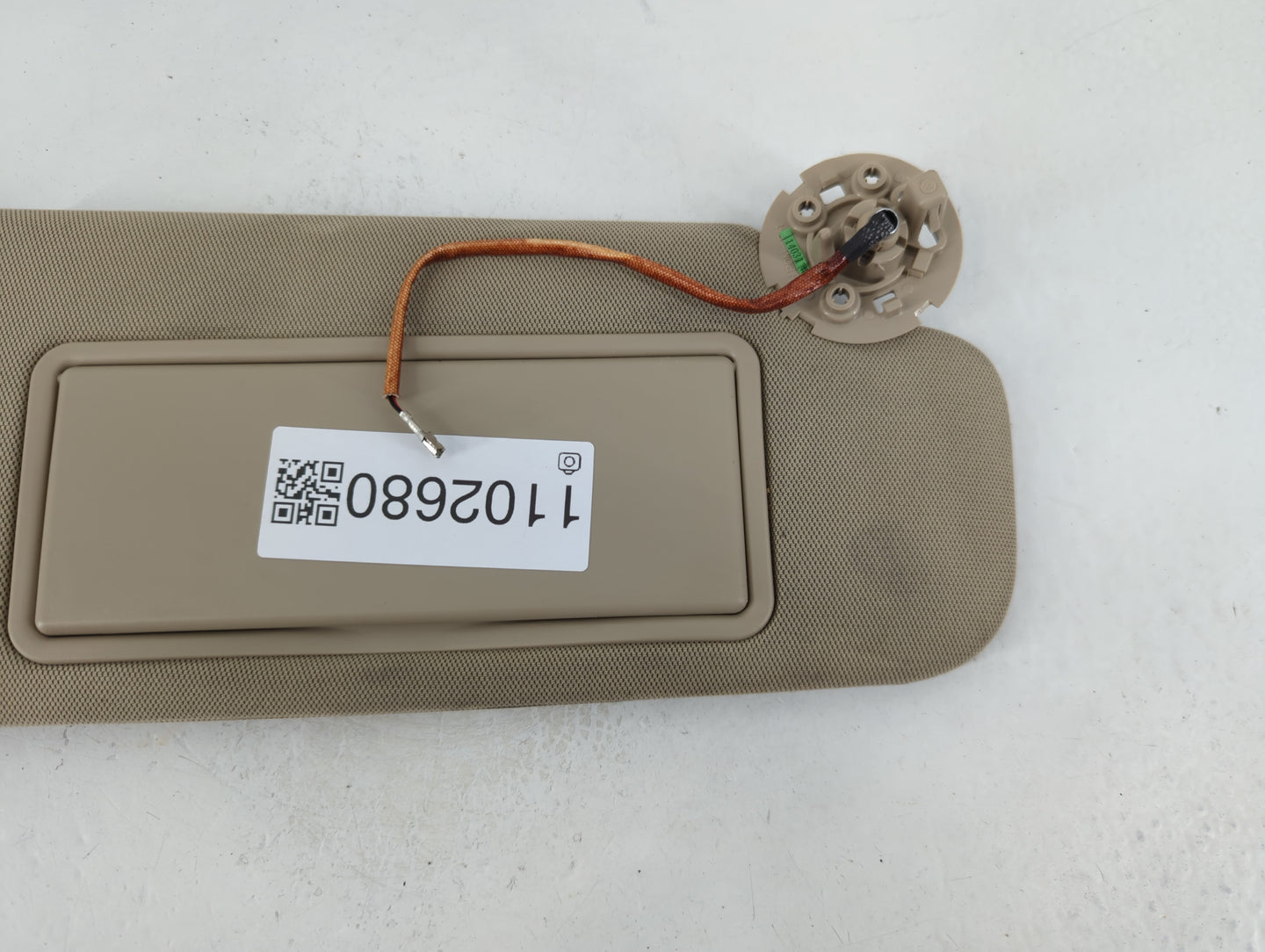 2012-2017 Buick Verano Sun Visor Shade Replacement Passenger Right Mirror Fits Fits 2012 2013 2014 2015 2016 2017 OEM Used Auto Parts - Oemusedautoparts1.com