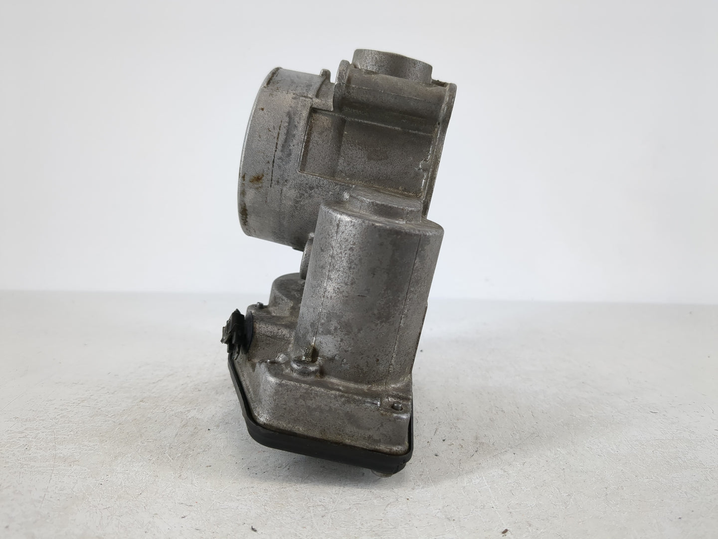 2014-2021 Ford Transit Connect Throttle Body P/N:DS7E-9F991-AF Fits Fits 2013 2014 2015 2016 2017 2018 2019 2020 2021 2022 OEM Used Auto Parts - Oemusedautoparts1.com