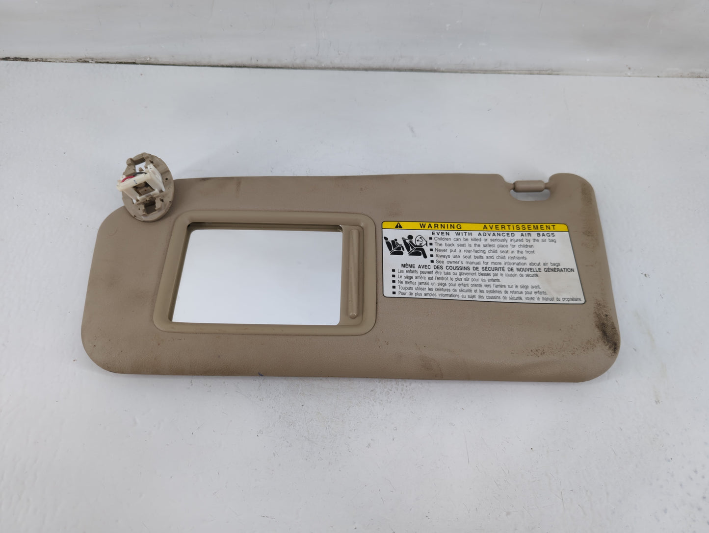 2006-2009 Toyota Rav4 Sun Visor Shade Replacement Driver Left Mirror Fits Fits 2006 2007 2008 2009 OEM Used Auto Parts
