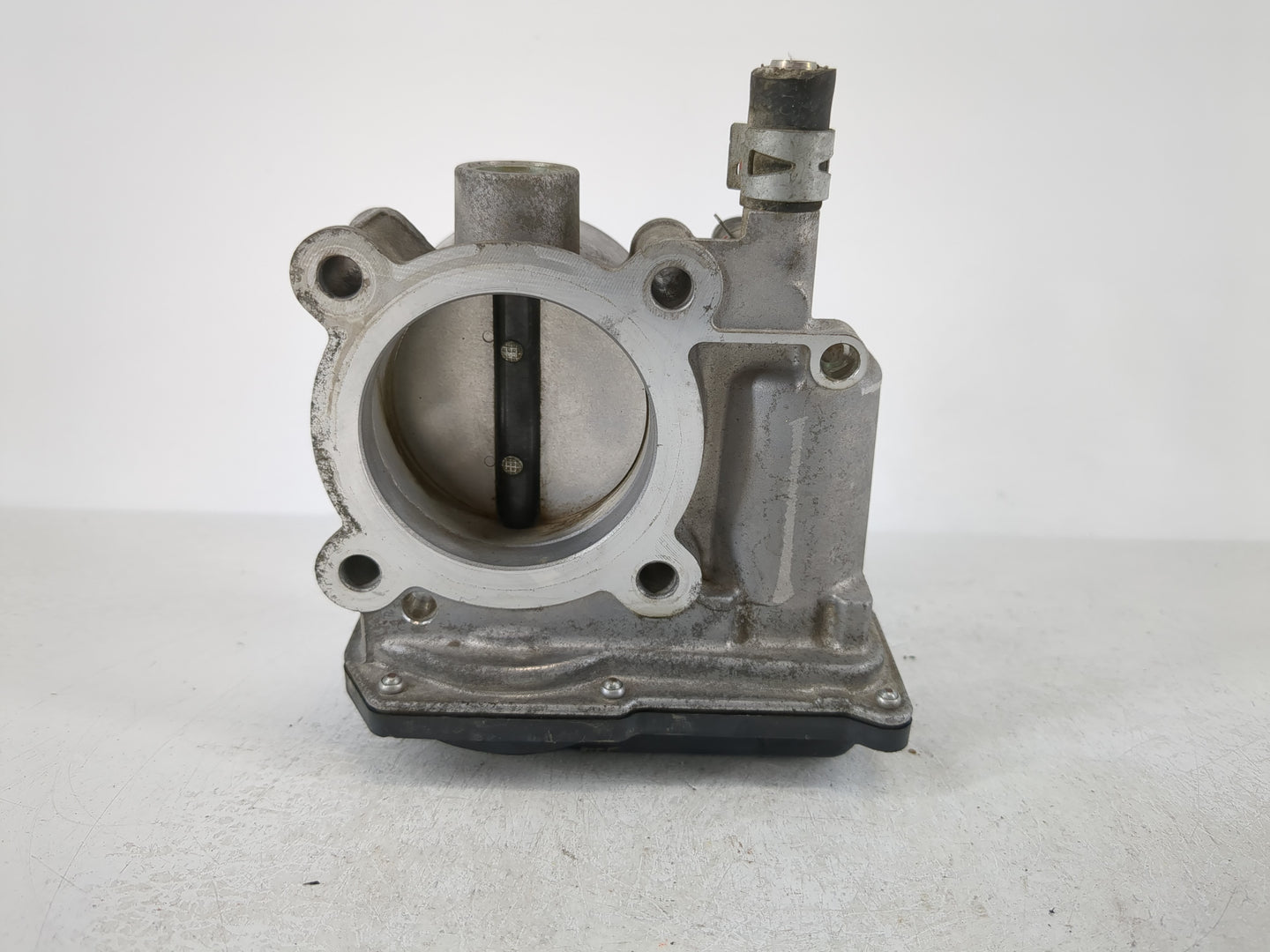 2010-2022 Toyota Prius Throttle Body P/N:22030-37060 Fits Fits 2010 2011 2012 2013 2014 2015 2016 2017 2018 2019 2020 2021 2022 OEM Used Auto Parts - Oemusedautoparts1.com
