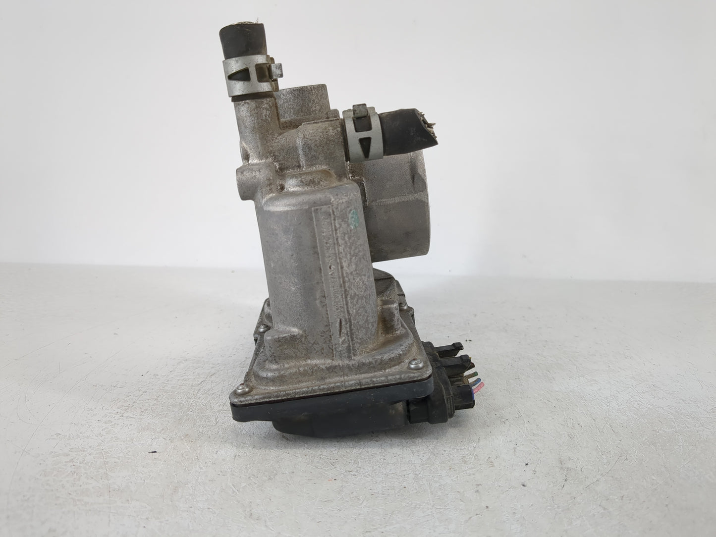2010-2022 Toyota Prius Throttle Body P/N:22030-37060 Fits Fits 2010 2011 2012 2013 2014 2015 2016 2017 2018 2019 2020 2021 2022 OEM Used Auto Parts - Oemusedautoparts1.com