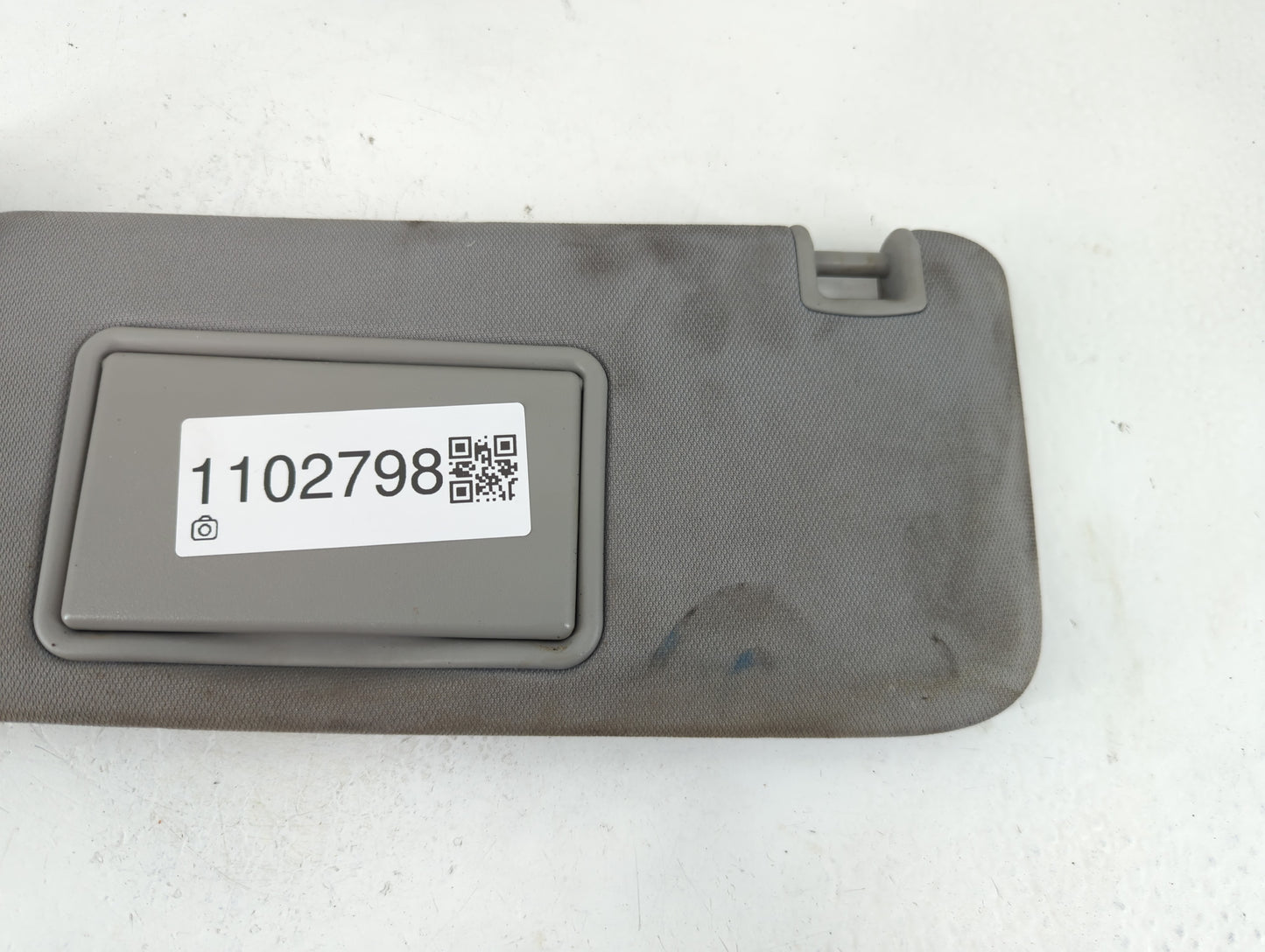 2016-2021 Chevrolet Malibu Sun Visor Shade Replacement Driver Left Mirror Fits Fits 2016 2017 2018 2019 2020 2021 OEM Used Auto Parts