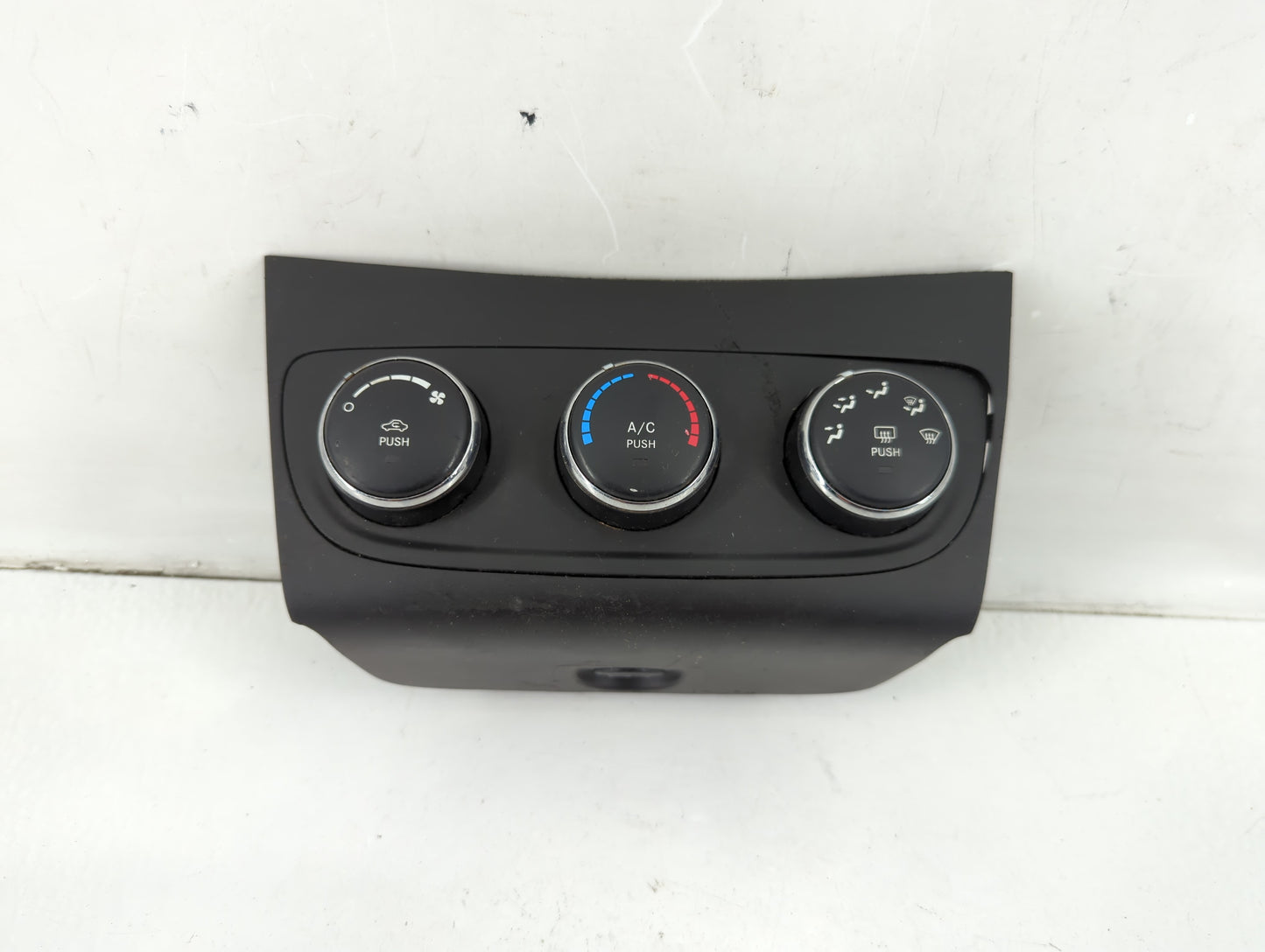 2011-2014 Dodge Avenger Climate Control Module Temperature AC/Heater Replacement P/N:P55111949AF Fits Fits 2011 2012 2013 2014 OEM Used Auto Parts
