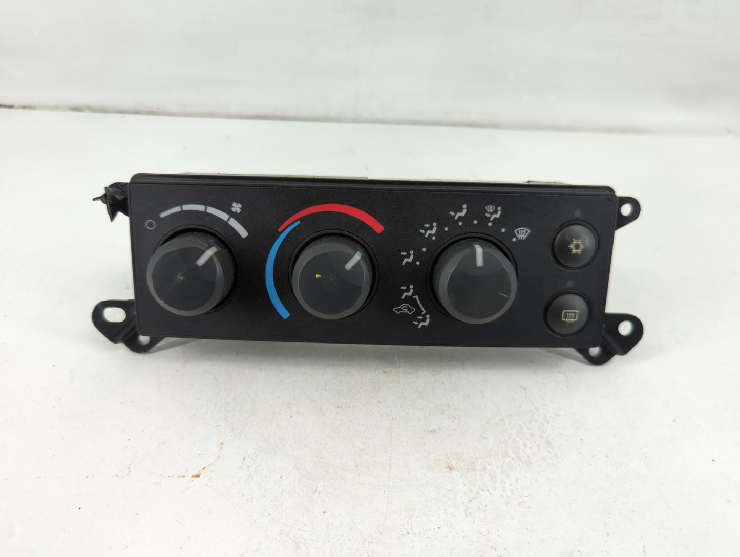 2021-2022 Ford Ecosport Climate Control Module Temperature AC/Heater Replacement P/N:GN15-18C612-CL Fits Fits 2021 2022 OEM Used Auto Parts - Oemusedautoparts1.com