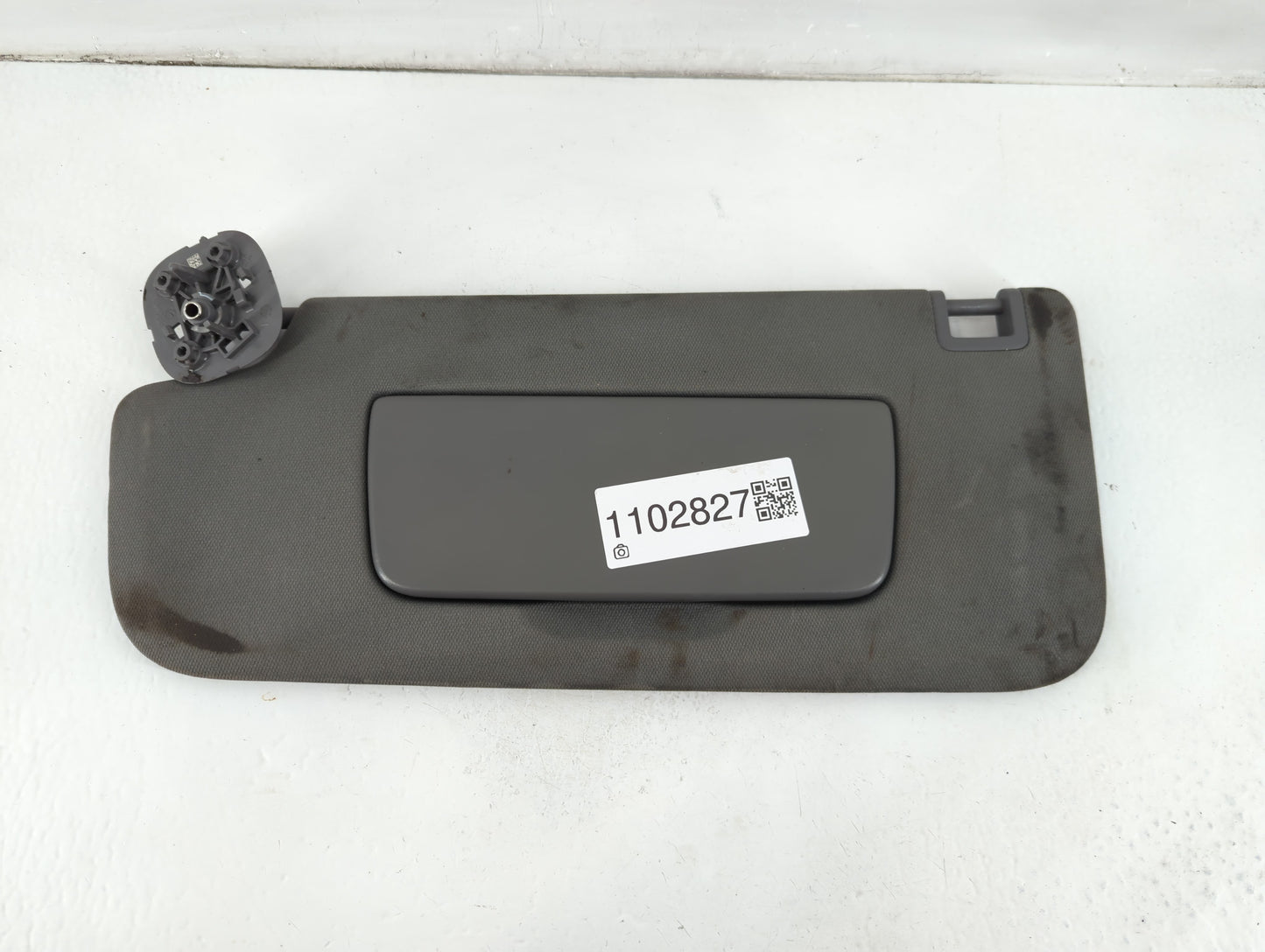 2019-2022 Chevrolet Silverado 1500 Sun Visor Shade Replacement Driver Left Mirror Fits Fits 2019 2020 2021 2022 OEM Used Auto Parts