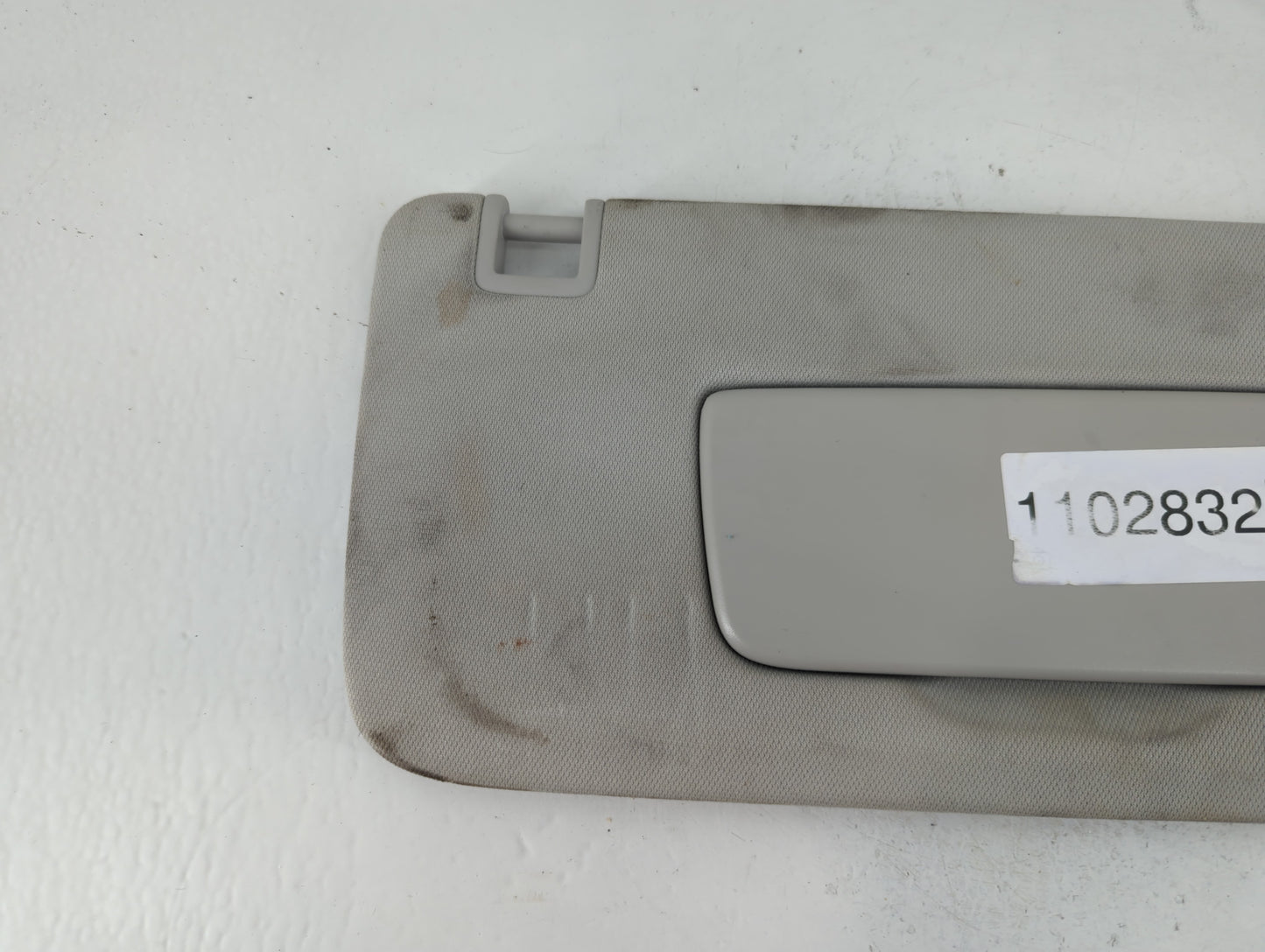 2018-2022 Chevrolet Traverse Sun Visor Shade Replacement Passenger Right Mirror Fits Fits 2018 2019 2020 2021 2022 OEM Used Auto Parts