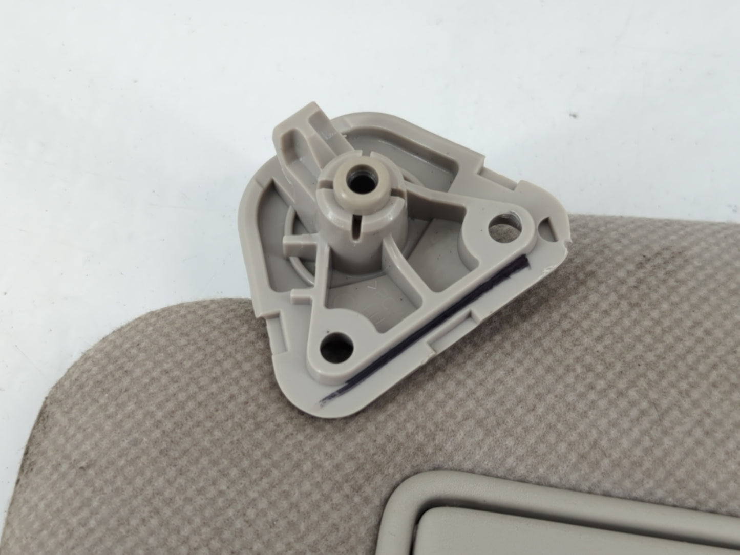 2013-2019 Nissan Sentra Sun Visor Shade Replacement Driver Left Mirror Fits Fits 2012 2013 2014 2015 2016 2017 2018 2019 OEM Used Auto Parts - Oemusedautoparts1.com