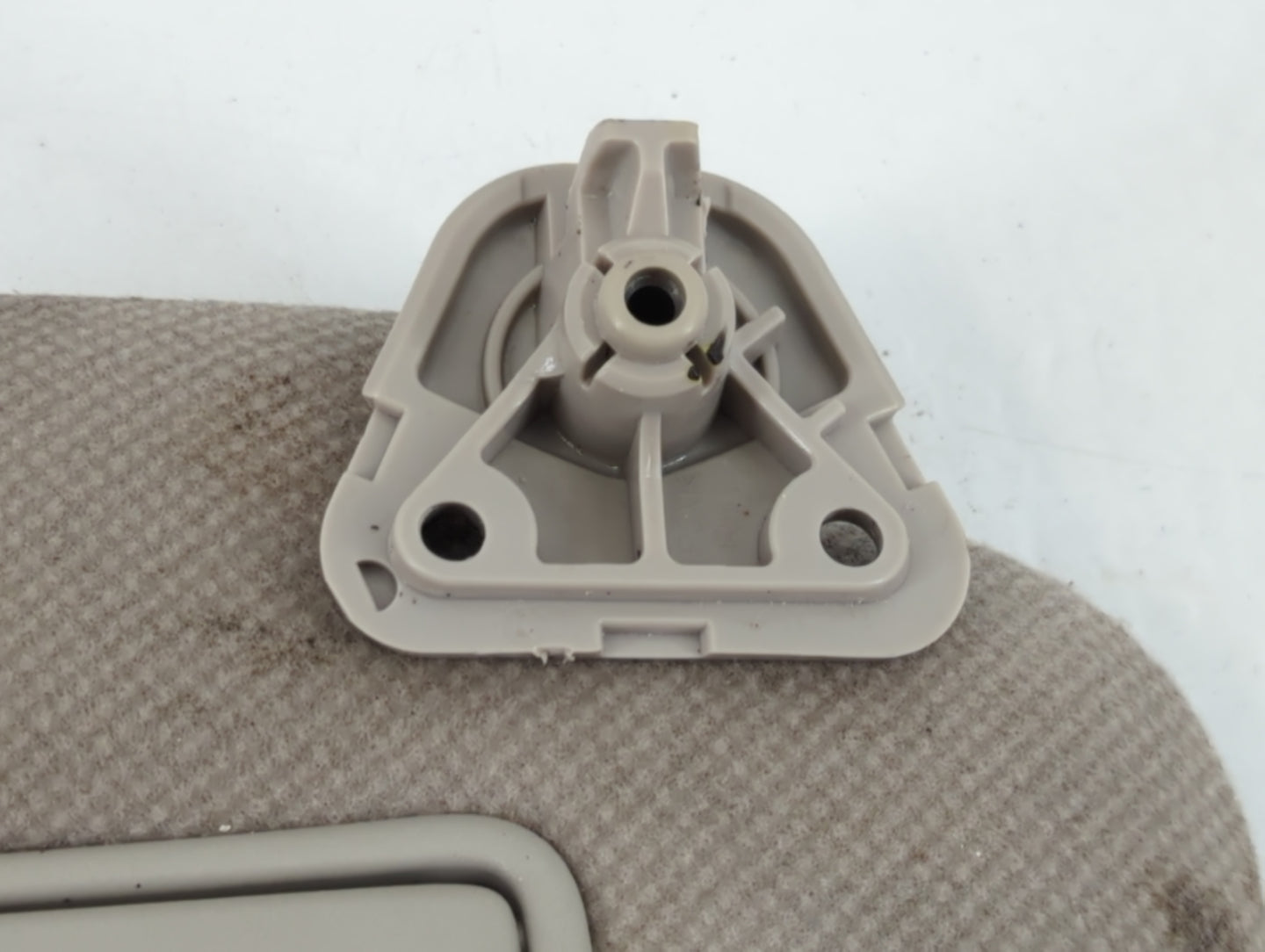 2013-2019 Nissan Sentra Sun Visor Shade Replacement Passenger Right Mirror Fits Fits 2012 2013 2014 2015 2016 2017 2018 2019 OEM Used Auto Parts - Oemusedautoparts1.com