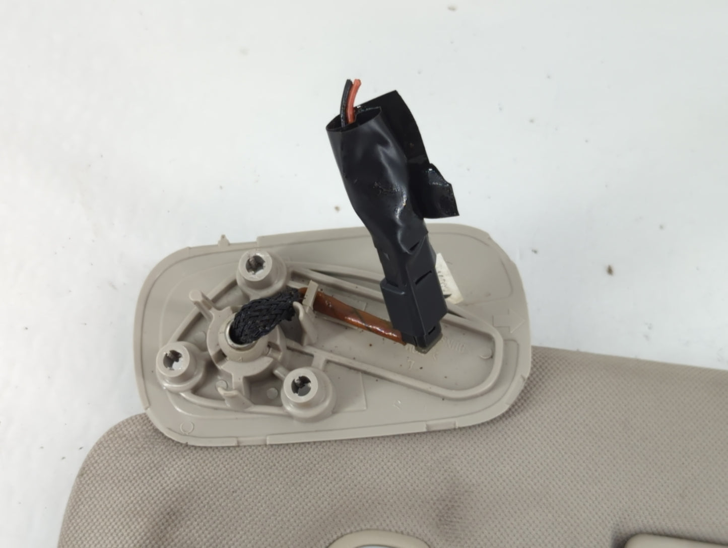 2007-2014 Chevrolet Suburban 1500 Sun Visor Shade Replacement Driver Left Mirror Fits Fits 2007 2008 2009 2010 2011 2012 2013 2014 OEM Used Auto Parts