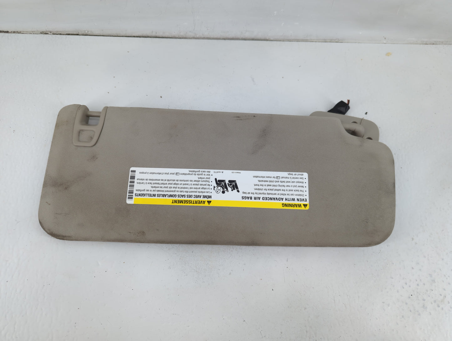 2007-2014 Chevrolet Suburban 1500 Sun Visor Shade Replacement Driver Left Mirror Fits Fits 2007 2008 2009 2010 2011 2012 2013 2014 OEM Used Auto Parts