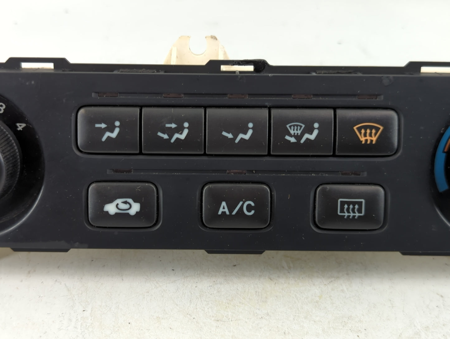 2001-2002 Honda Accord Climate Control Module Temperature AC/Heater Replacement P/N:79600-S84-A210 Fits Fits 2001 2002 OEM Used Auto Parts