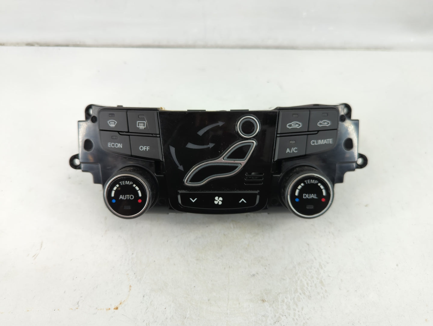 2015-2017 Hyundai Sonata Climate Control Module Temperature AC/Heater Replacement P/N:97250-4RDB2 Fits Fits 2015 2016 2017 OEM Used Auto Parts - Oemusedautoparts1.com