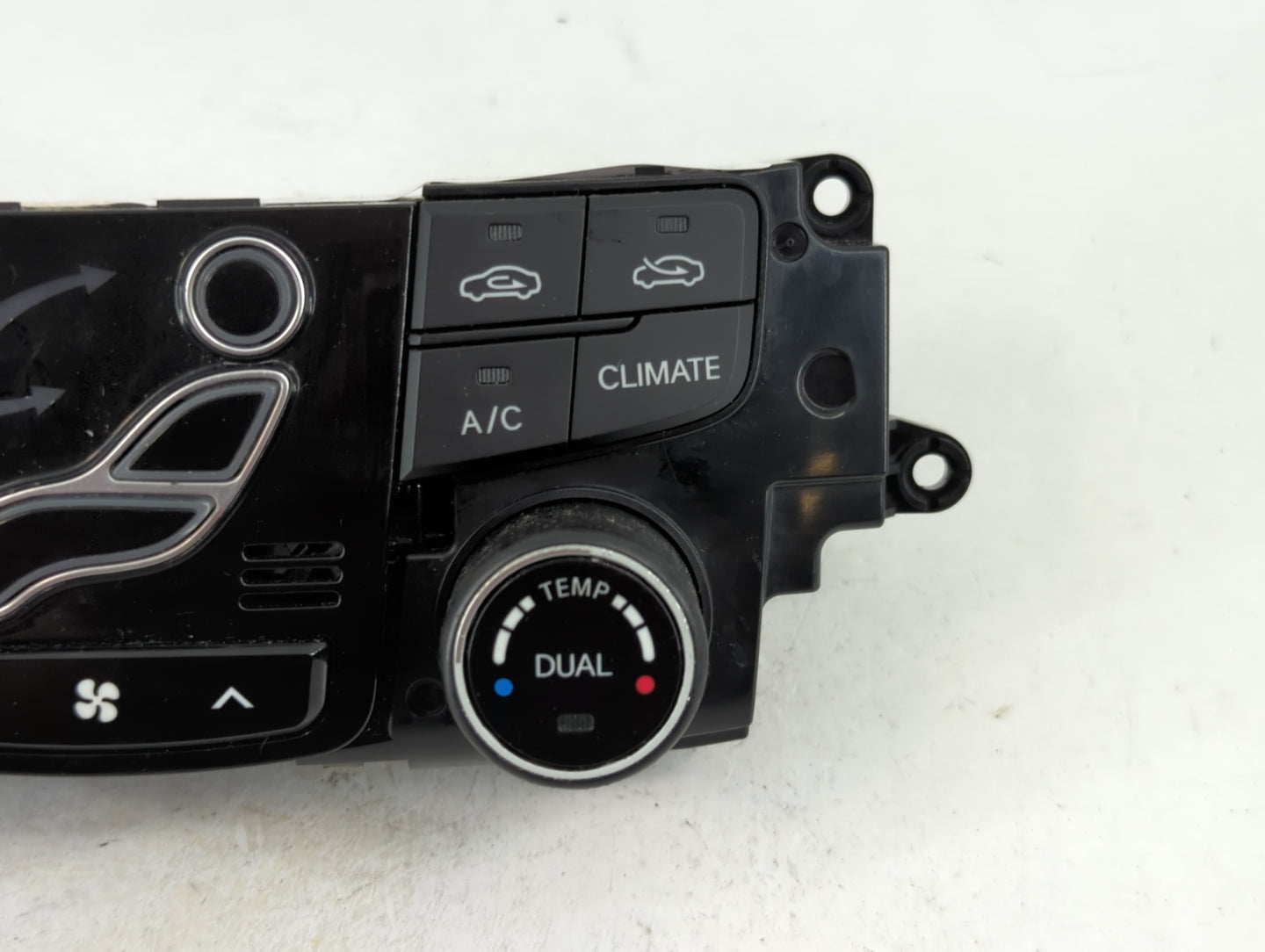 2015-2017 Hyundai Sonata Climate Control Module Temperature AC/Heater Replacement P/N:97250-4RDB2 Fits Fits 2015 2016 2017 OEM Used Auto Parts - Oemusedautoparts1.com