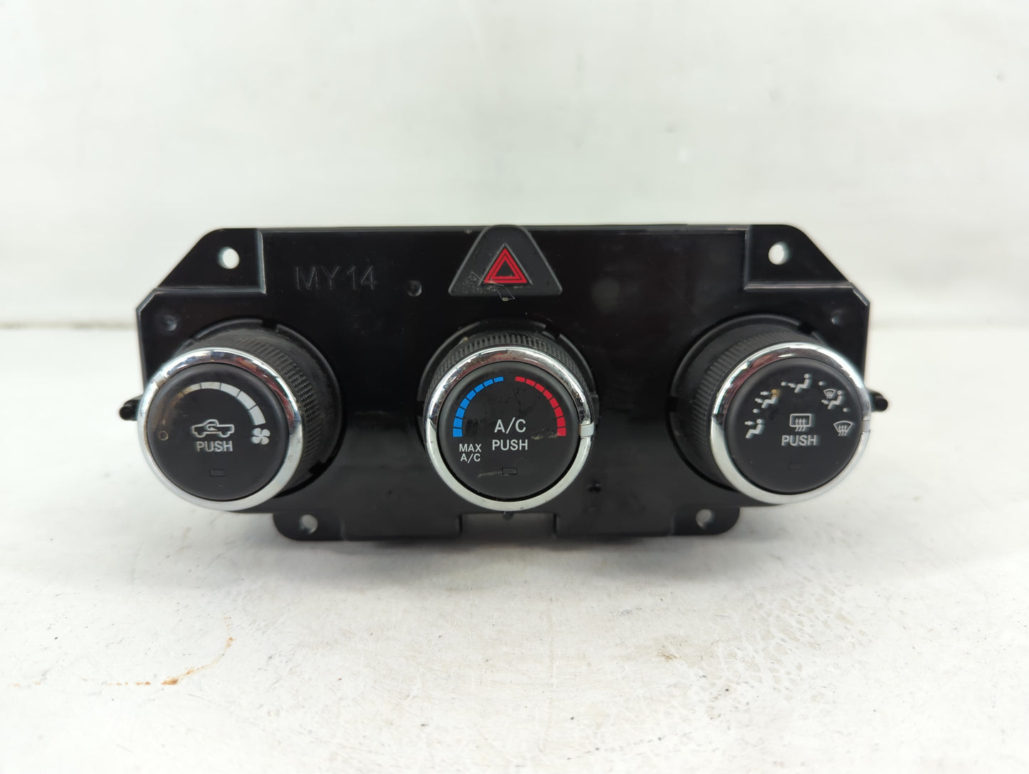 2014 Dodge Ram 1500 Climate Control Module Temperature AC/Heater Replacement P/N:P68186217AC Fits OEM Used Auto Parts