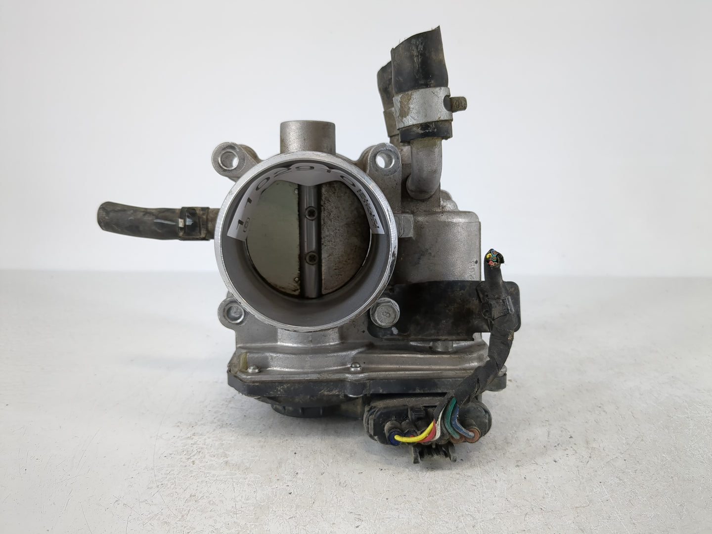 2015-2019 Hyundai Sonata Throttle Body Fits Fits 2015 2016 2017 2018 2019 2020 2021 OEM Used Auto Parts - Oemusedautoparts1.com