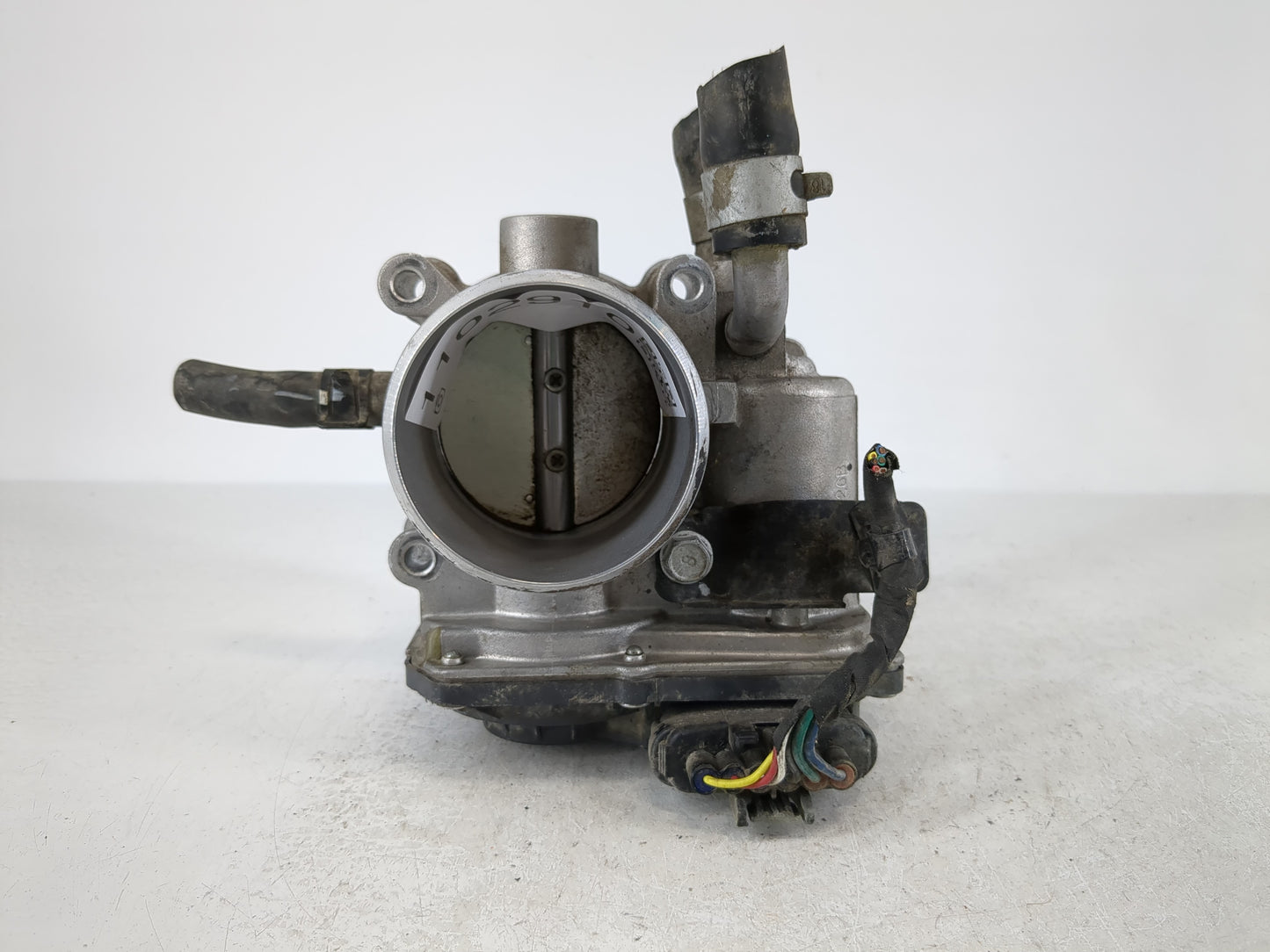 2015-2019 Hyundai Sonata Throttle Body Fits Fits 2015 2016 2017 2018 2019 2020 2021 OEM Used Auto Parts - Oemusedautoparts1.com