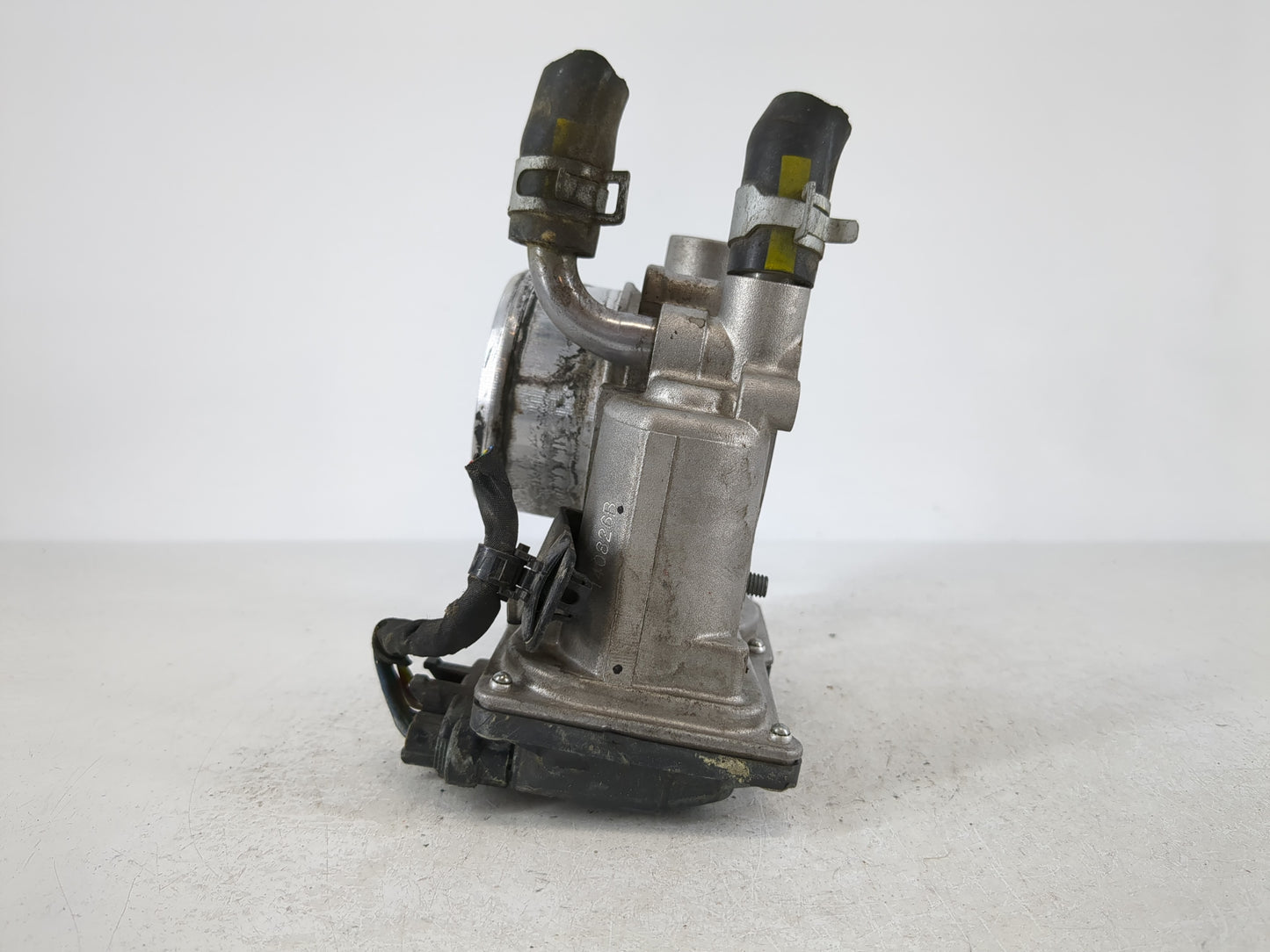 2015-2019 Hyundai Sonata Throttle Body Fits Fits 2015 2016 2017 2018 2019 2020 2021 OEM Used Auto Parts - Oemusedautoparts1.com