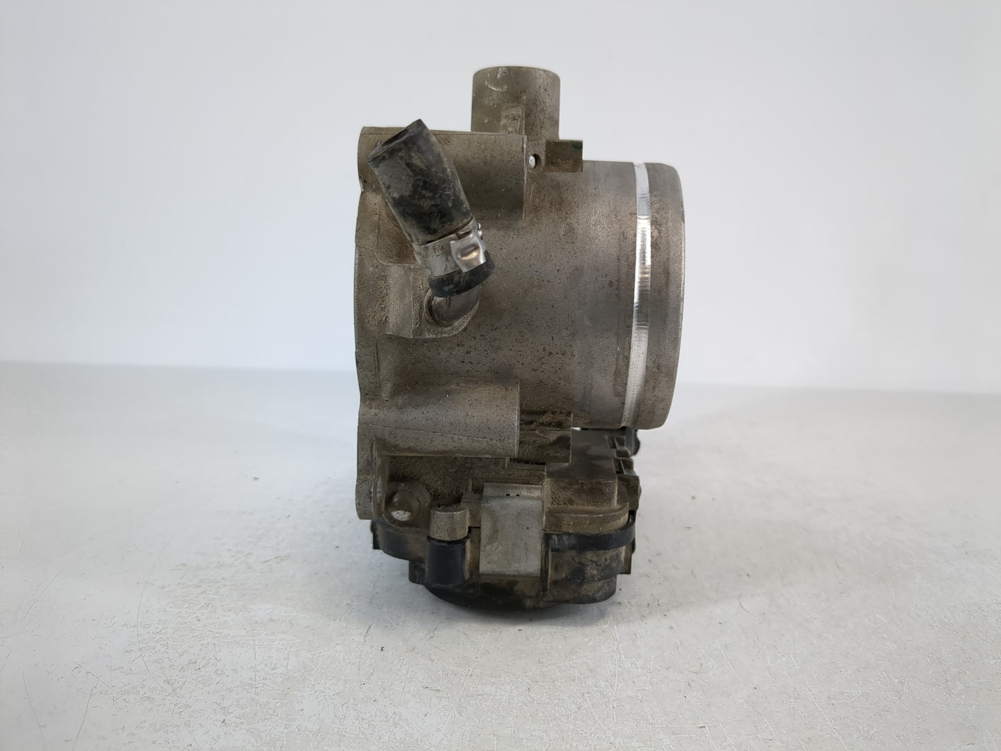 2010-2014 Volkswagen Golf Throttle Body Fits Fits 2006 2007 2008 2009 2010 2011 2012 2013 2014 OEM Used Auto Parts - Oemusedautoparts1.com