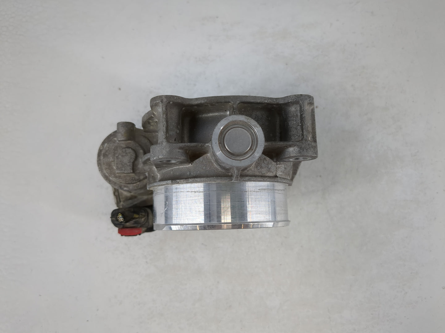 2012-2015 Chevrolet Camaro Throttle Body P/N:12632172BA Fits Fits 2012 2013 2014 2015 2016 2017 2018 2019 2020 2021 2022 OEM Used Auto Parts - Oemusedautoparts1.com