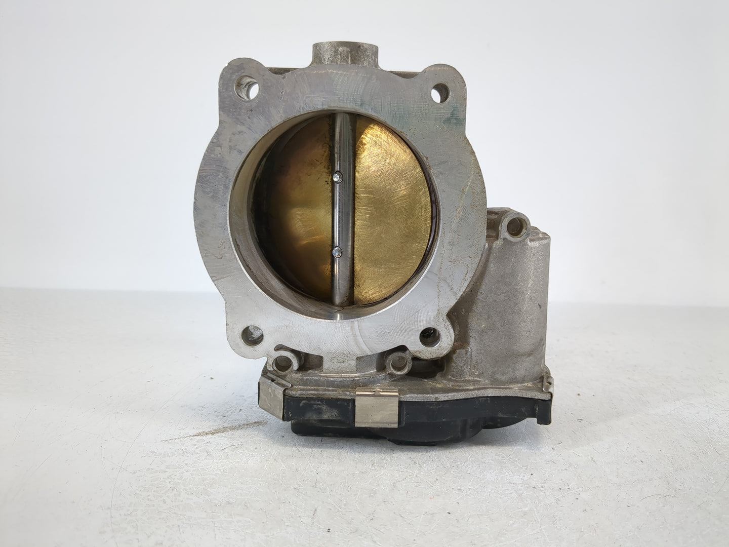 2012-2015 Chevrolet Camaro Throttle Body P/N:12632172BA Fits Fits 2012 2013 2014 2015 2016 2017 2018 2019 2020 2021 2022 OEM Used Auto Parts - Oemusedautoparts1.com