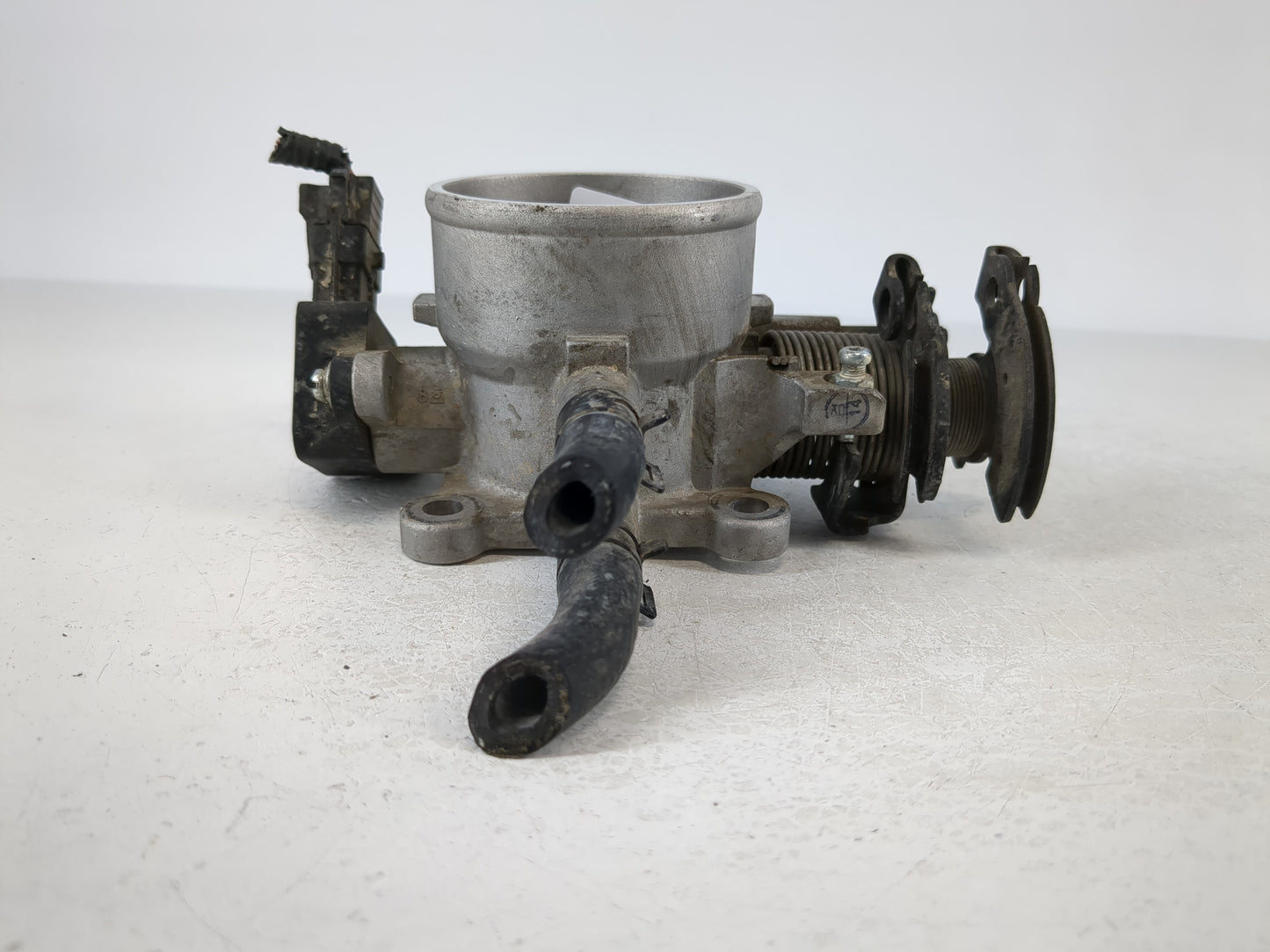 2004-2009 Kia Spectra Throttle Body P/N:35100-23751 Fits Fits 2003 2004 2005 2006 2007 2008 2009 2010 OEM Used Auto Parts - Oemusedautoparts1.com
