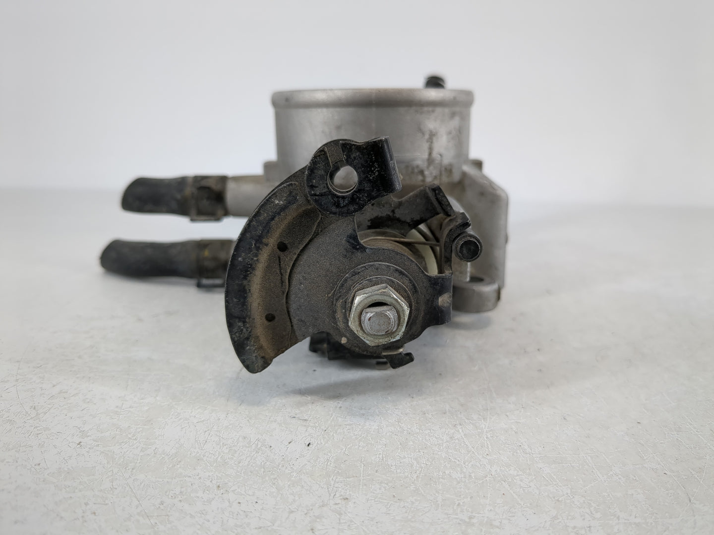 2004-2009 Kia Spectra Throttle Body P/N:35100-23751 Fits Fits 2003 2004 2005 2006 2007 2008 2009 2010 OEM Used Auto Parts - Oemusedautoparts1.com