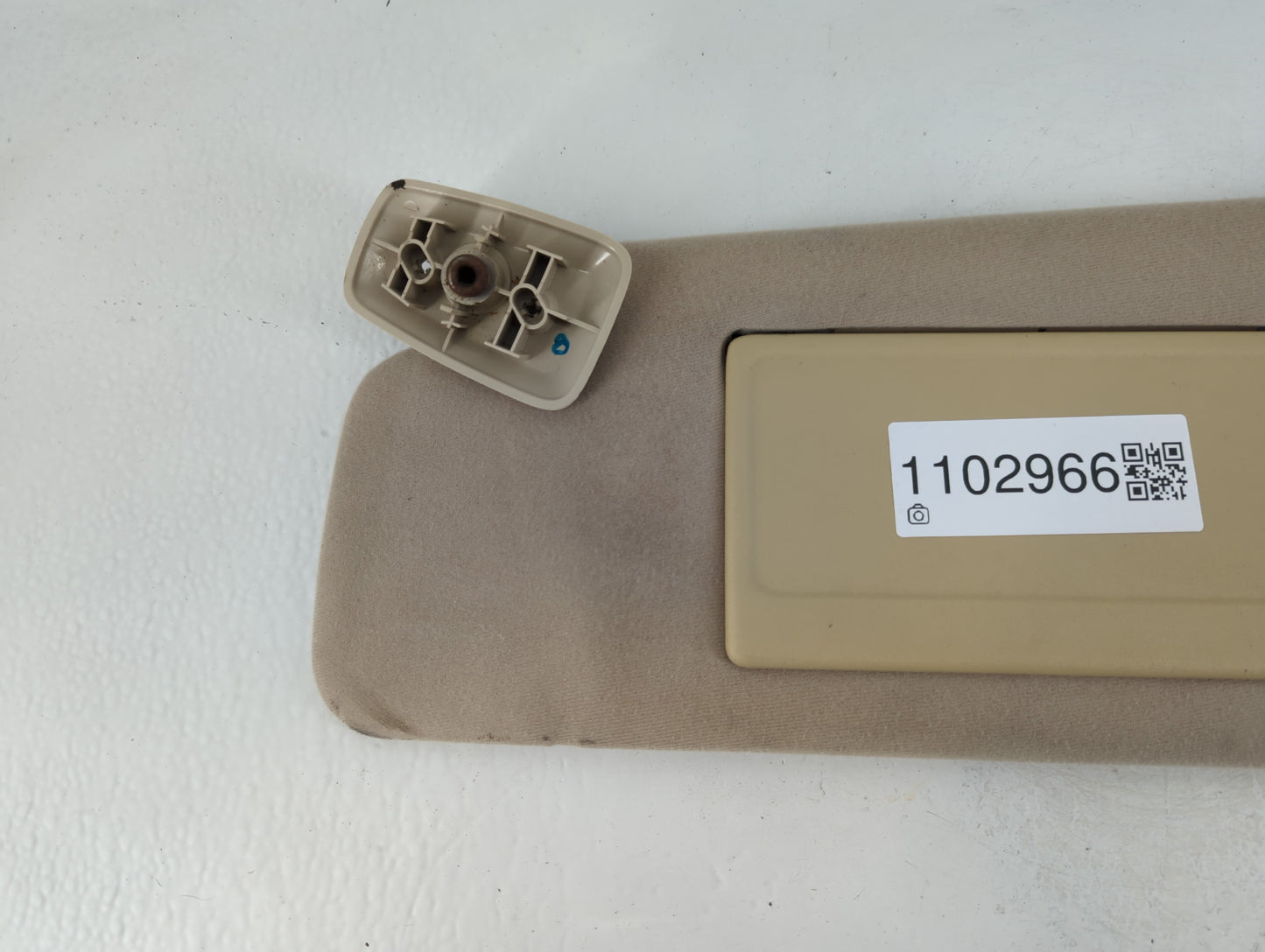 2004-2008 Ford F-150 Sun Visor Shade Replacement Driver Left Mirror Fits Fits 2004 2005 2006 2007 2008 OEM Used Auto Parts