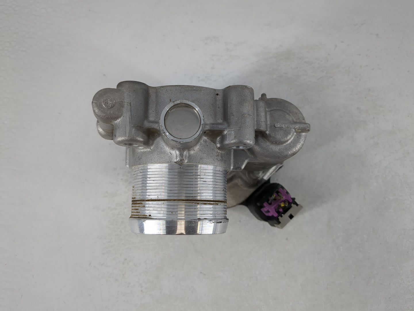 2011-2018 Lincoln Mkx Throttle Body P/N:55565489 Fits Fits 2011 2012 2013 2014 2015 2016 2017 2018 2019 OEM Used Auto Parts - Oemusedautoparts1.com