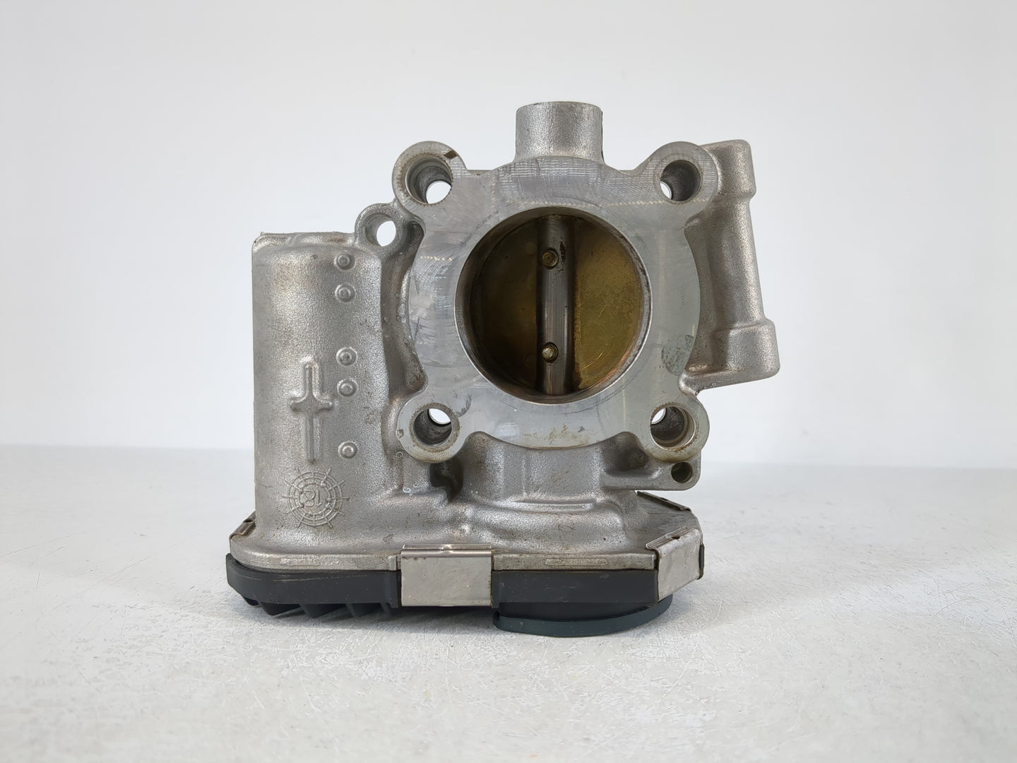 2011-2018 Lincoln Mkx Throttle Body P/N:55565489 Fits Fits 2011 2012 2013 2014 2015 2016 2017 2018 2019 OEM Used Auto Parts - Oemusedautoparts1.com
