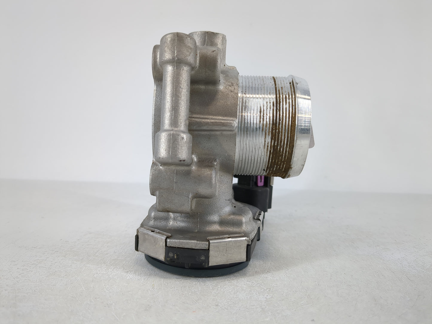 2011-2018 Lincoln Mkx Throttle Body P/N:55565489 Fits Fits 2011 2012 2013 2014 2015 2016 2017 2018 2019 OEM Used Auto Parts - Oemusedautoparts1.com