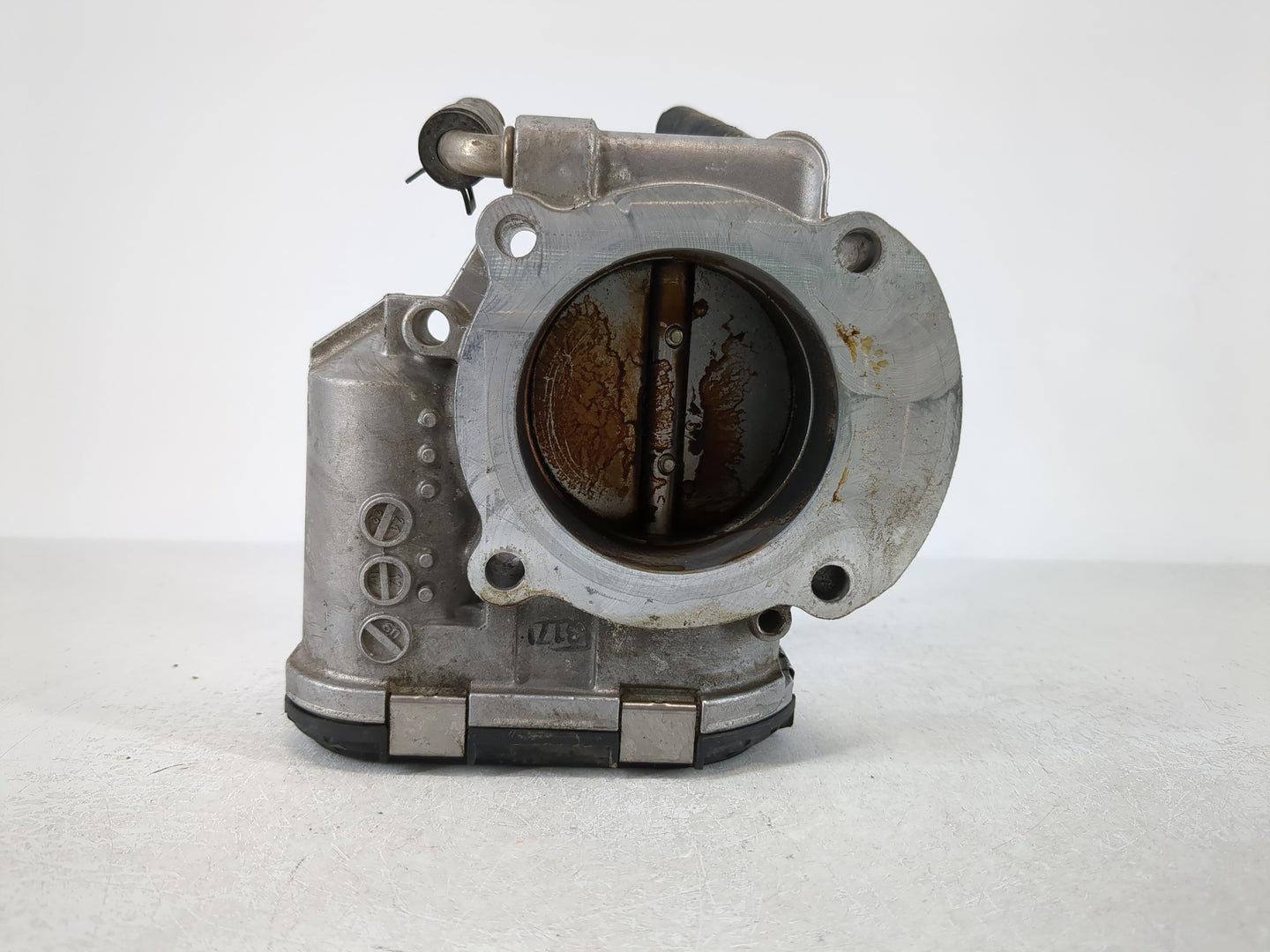 2006-2010 Kia Optima Throttle Body P/N:35100-25200 Fits Fits 2006 2007 2008 2009 2010 2011 2012 2013 OEM Used Auto Parts - Oemusedautoparts1.com