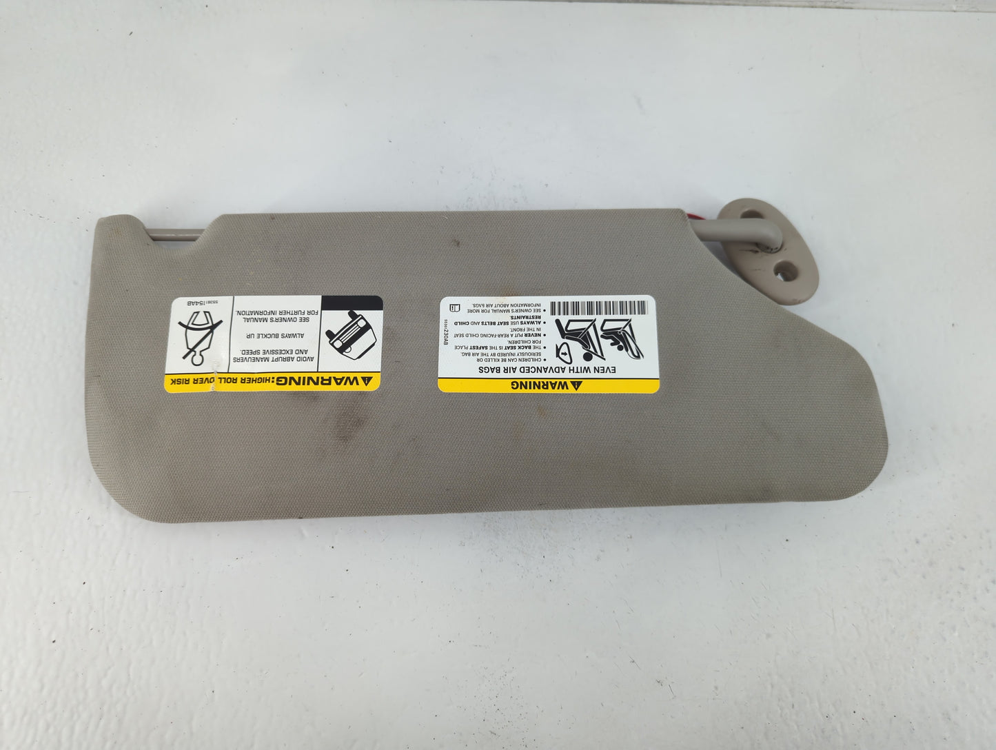 2005-2010 Jeep Grand Cherokee Sun Visor Shade Replacement Driver Left Mirror Fits Fits 2005 2006 2007 2008 2009 2010 OEM Used Auto Parts - Oemusedautoparts1.com