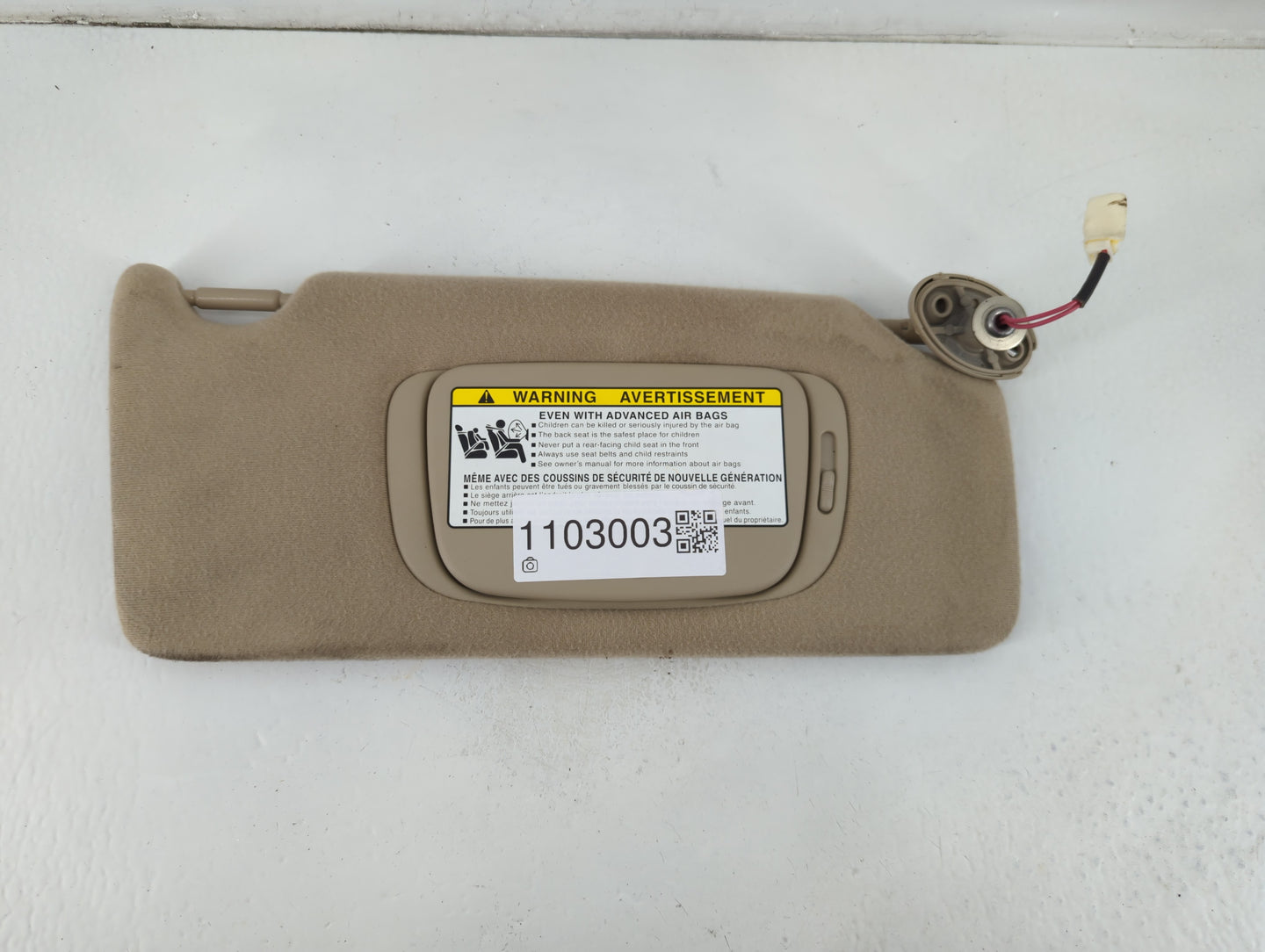 2007-2009 Lexus Rx350 Sun Visor Shade Replacement Passenger Right Mirror Fits Fits 2004 2005 2006 2007 2008 2009 OEM Used Auto Parts - Oemusedautoparts1.com