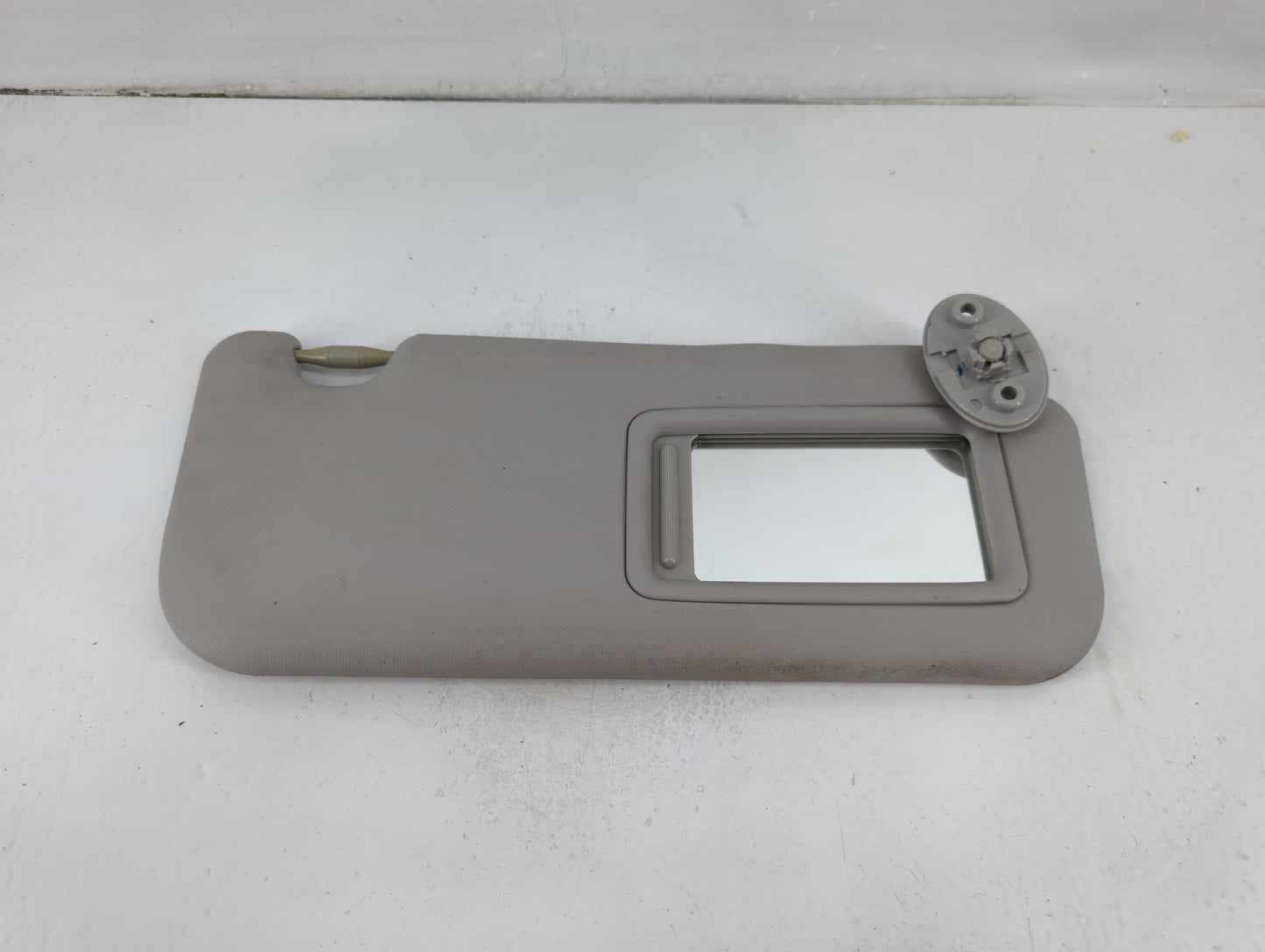 2014-2016 Toyota Corolla Sun Visor Shade Replacement Passenger Right Mirror Fits Fits 2014 2015 2016 OEM Used Auto Parts