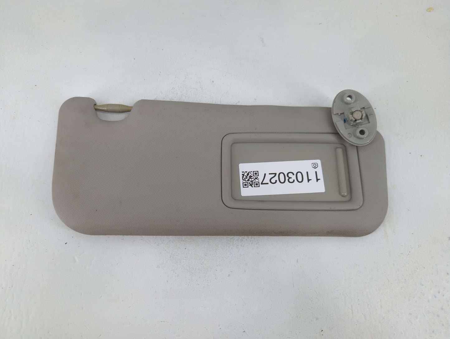 2014-2016 Toyota Corolla Sun Visor Shade Replacement Passenger Right Mirror Fits Fits 2014 2015 2016 OEM Used Auto Parts