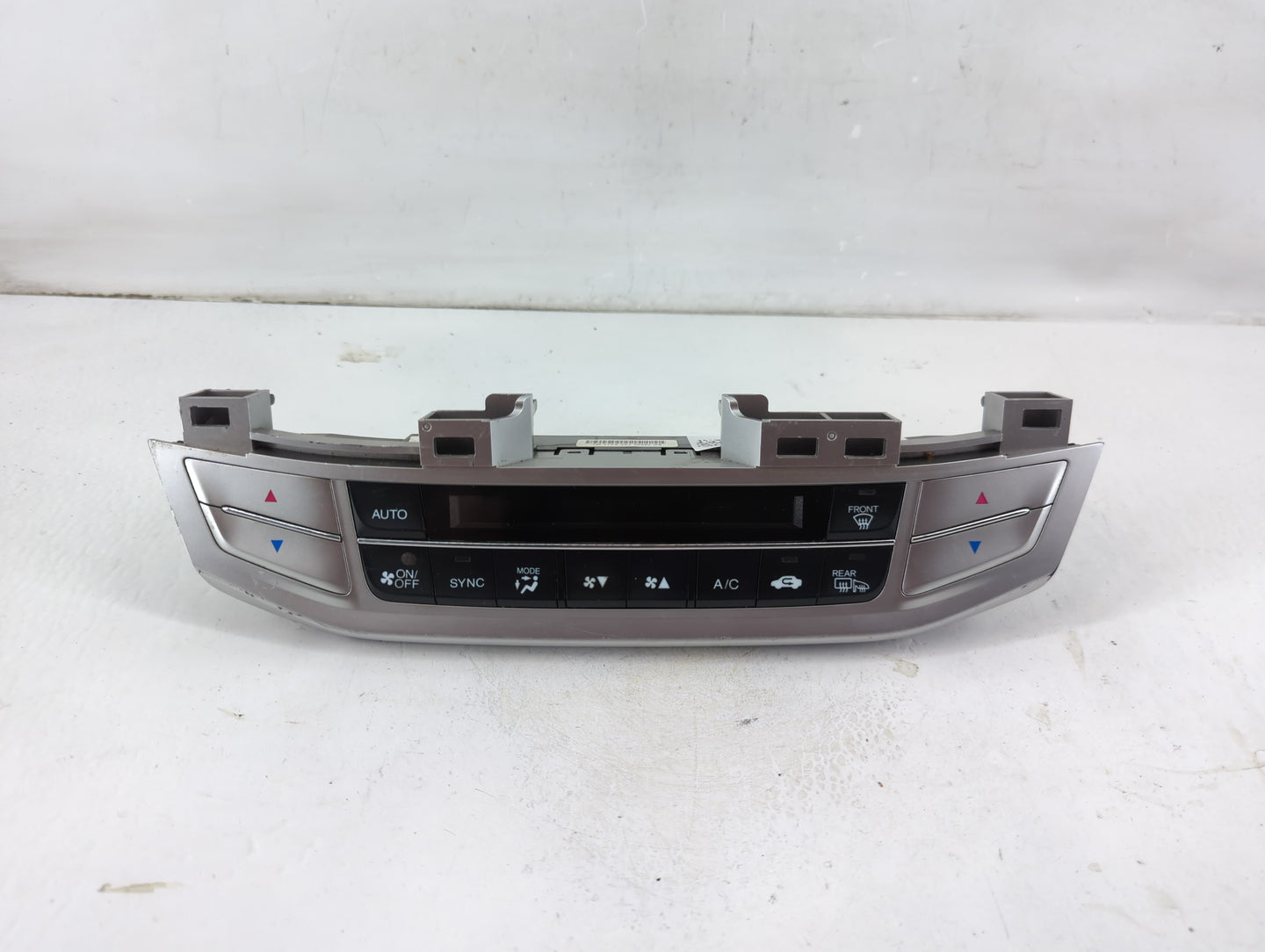 2013-2015 Honda Accord Climate Control Module Temperature AC/Heater Replacement P/N:79600T2FA411M1 Fits Fits 2013 2014 2015 OEM Used Auto Parts - Oemusedautoparts1.com