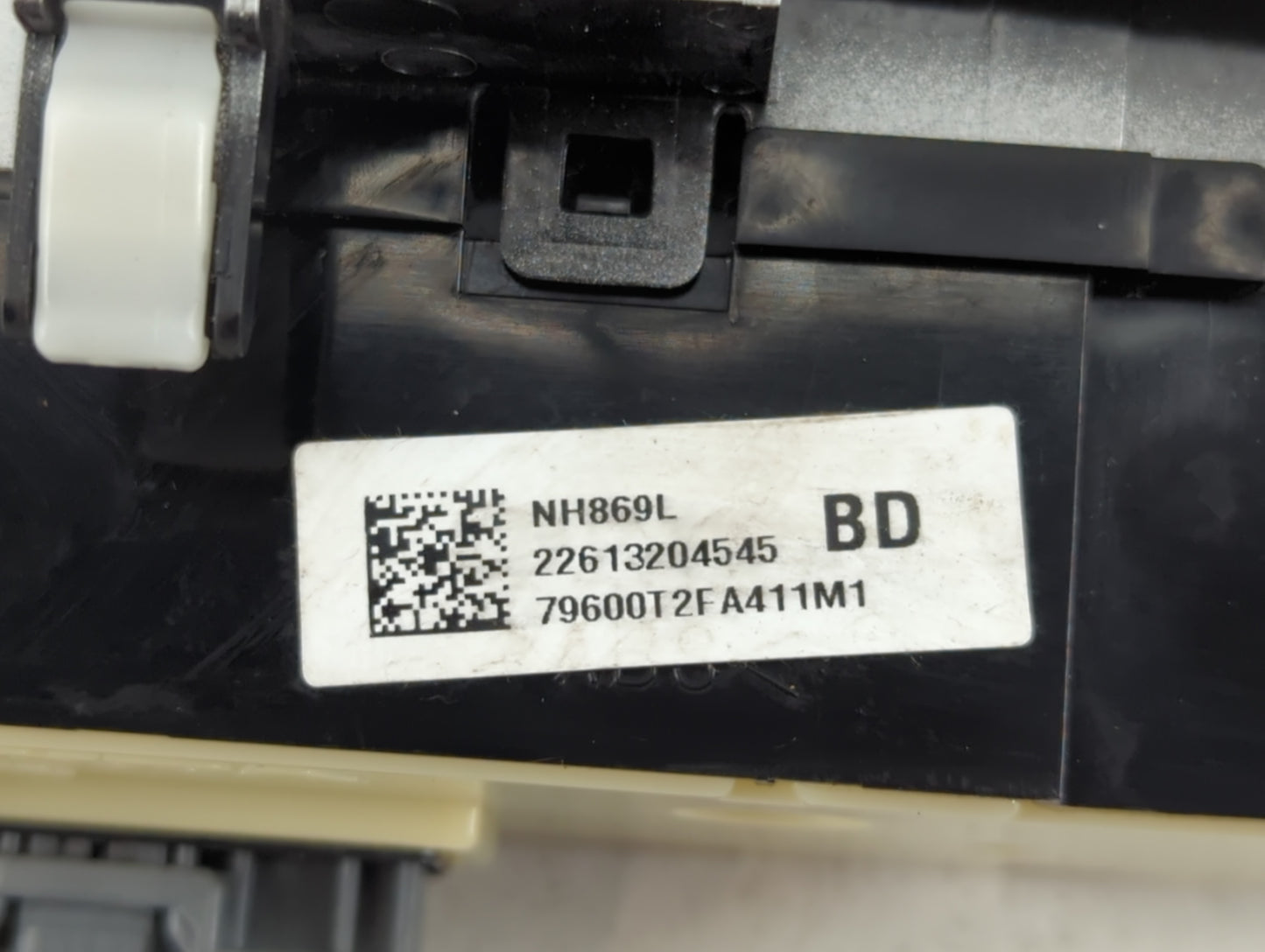 2013-2015 Honda Accord Climate Control Module Temperature AC/Heater Replacement P/N:79600T2FA411M1 Fits Fits 2013 2014 2015 OEM Used Auto Parts - Oemusedautoparts1.com
