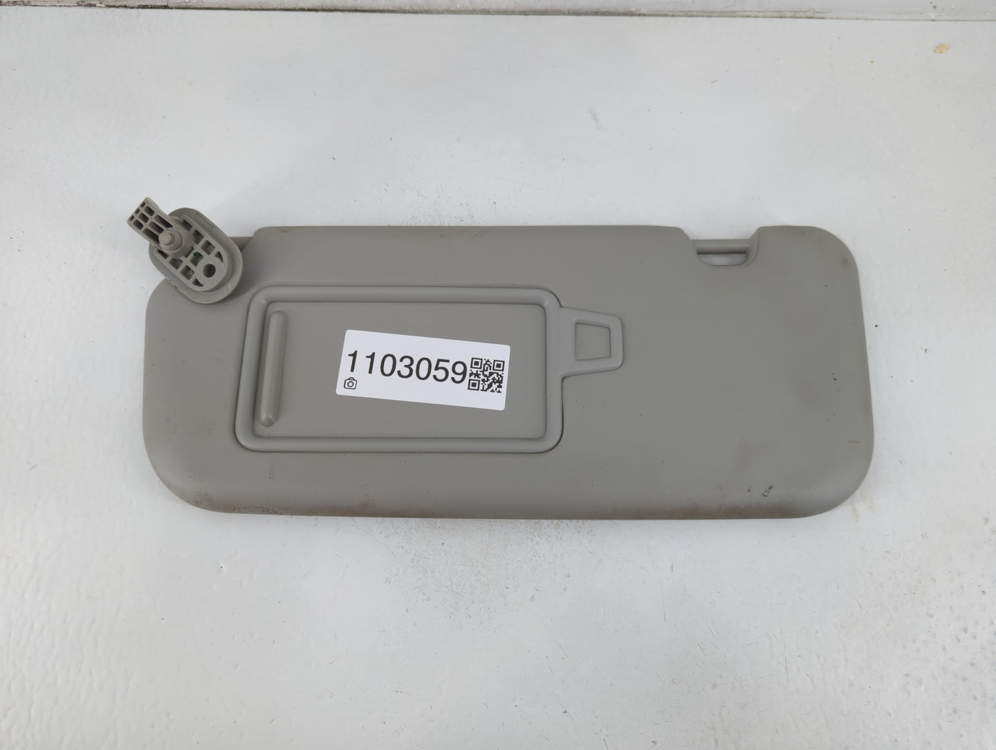 2018-2020 Kia Rio Sun Visor Shade Replacement Driver Left Mirror Fits Fits 2018 2019 2020 2021 2022 OEM Used Auto Parts - Oemusedautoparts1.com