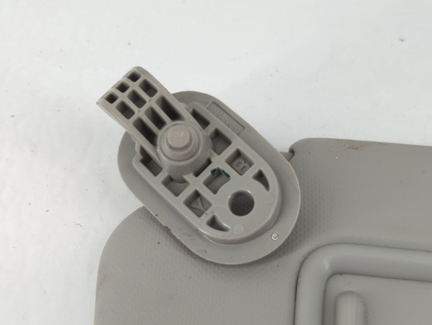 2018-2020 Kia Rio Sun Visor Shade Replacement Driver Left Mirror Fits Fits 2018 2019 2020 2021 2022 OEM Used Auto Parts - Oemusedautoparts1.com