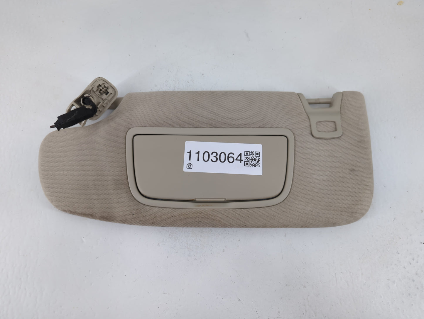 2019-2020 Ford Fusion Sun Visor Shade Replacement Driver Left Mirror Fits Fits 2018 2019 2020 OEM Used Auto Parts