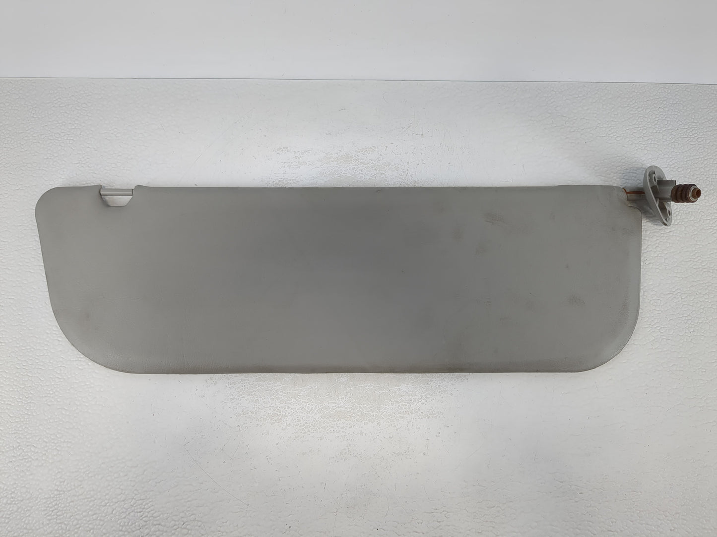 2009-2014 Ford E-150 Sun Visor Shade Replacement Passenger Right Mirror Fits OEM Used Auto Parts - Oemusedautoparts1.com