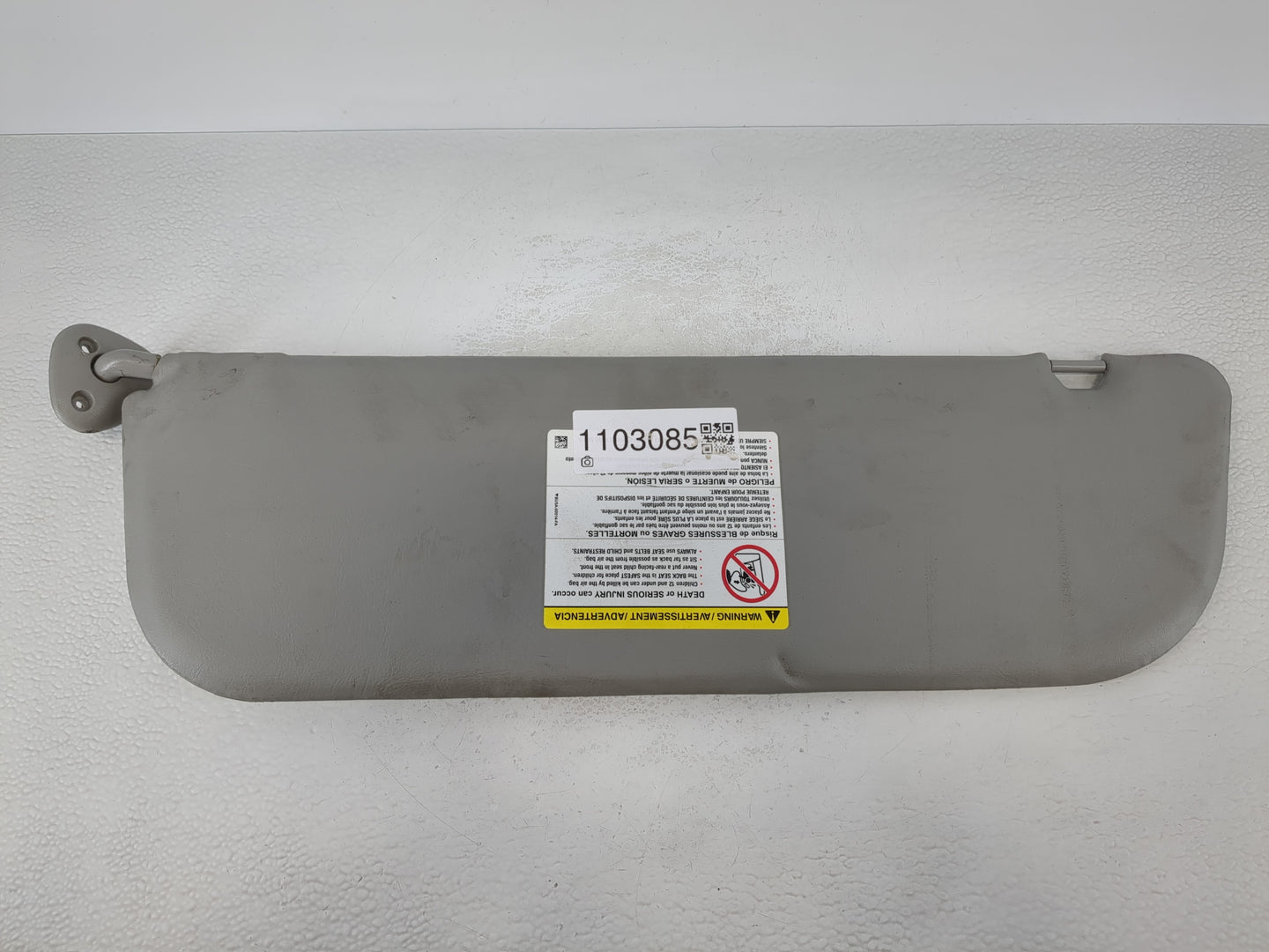 2009-2014 Ford E-150 Sun Visor Shade Replacement Passenger Right Mirror Fits OEM Used Auto Parts - Oemusedautoparts1.com