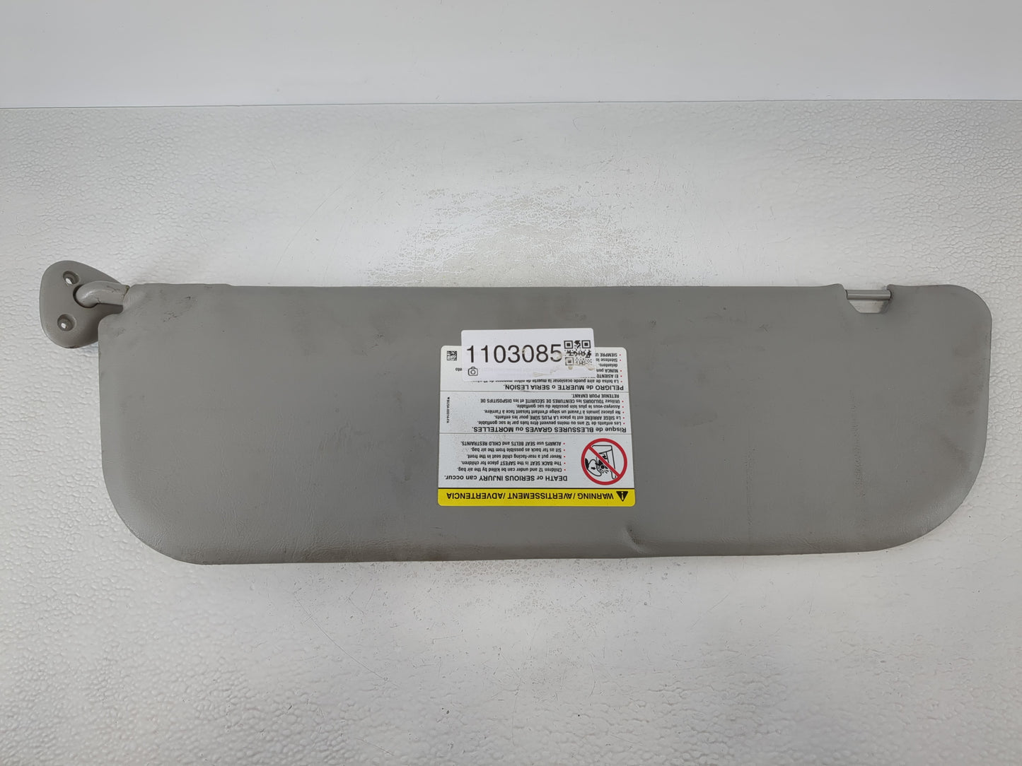 2009-2014 Ford E-150 Sun Visor Shade Replacement Passenger Right Mirror Fits OEM Used Auto Parts - Oemusedautoparts1.com