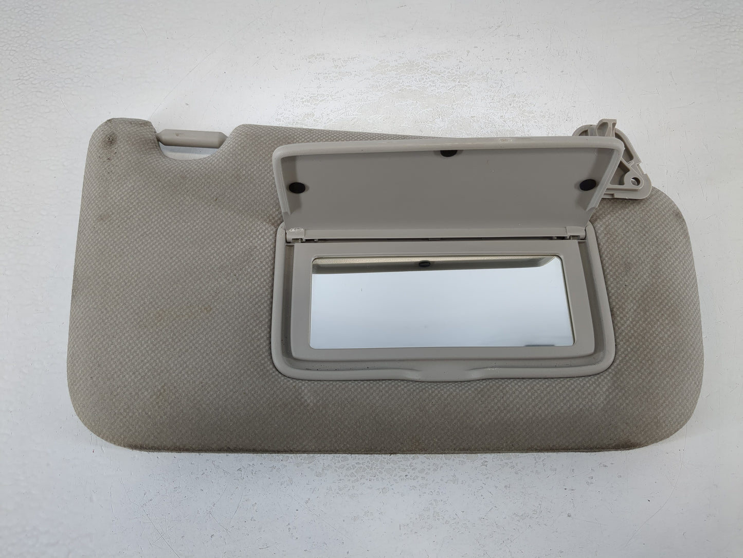 2013-2019 Nissan Sentra Sun Visor Shade Replacement Driver Left Mirror Fits Fits 2012 2013 2014 2015 2016 2017 2018 2019 OEM Used Auto Parts - Oemusedautoparts1.com