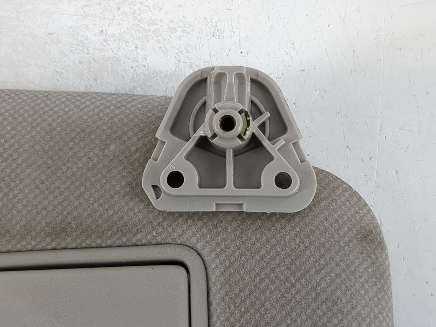 2013-2019 Nissan Sentra Sun Visor Shade Replacement Driver Left Mirror Fits Fits 2012 2013 2014 2015 2016 2017 2018 2019 OEM Used Auto Parts - Oemusedautoparts1.com