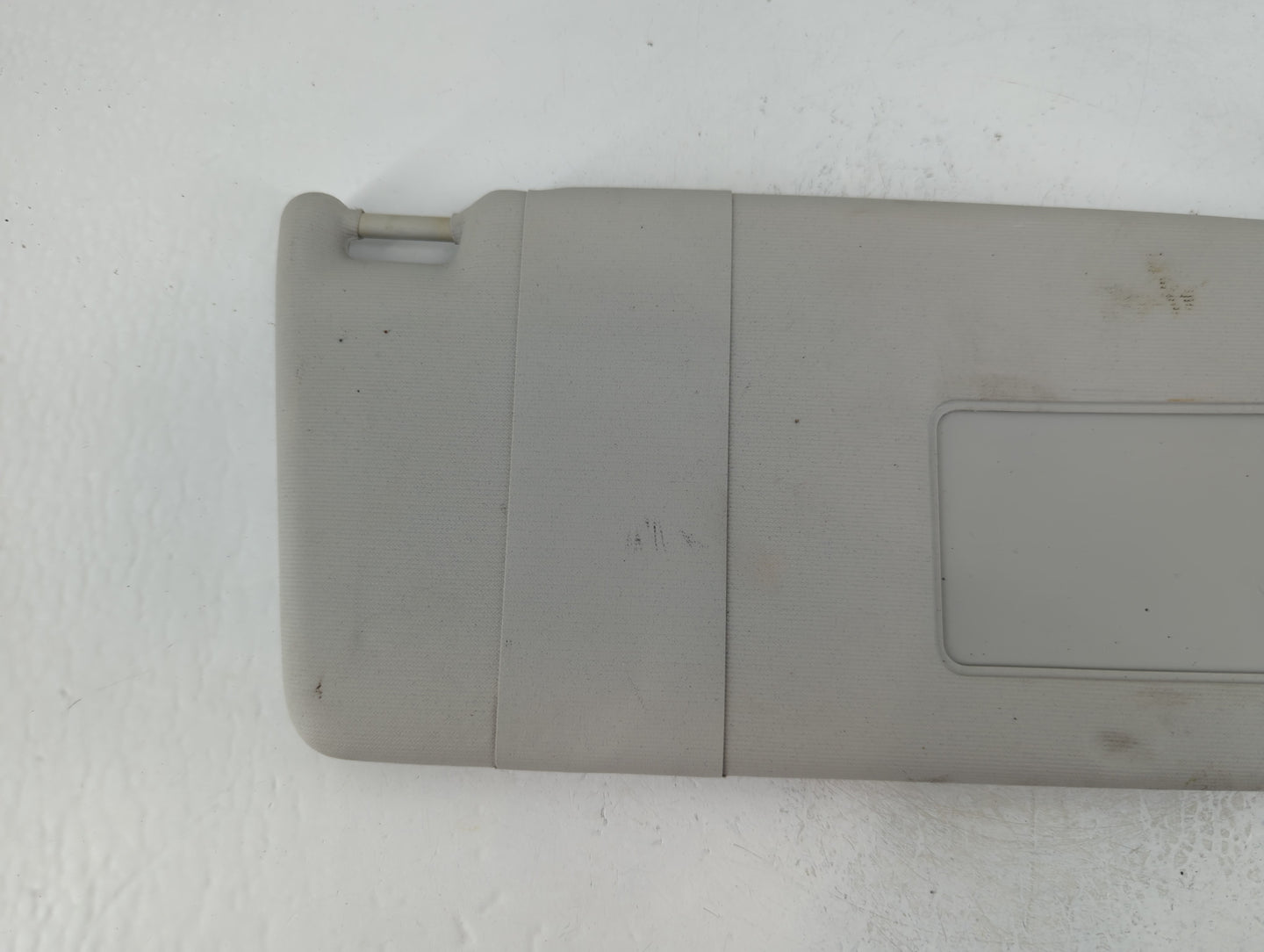 2011-2018 Volkswagen Jetta Sun Visor Shade Replacement Passenger Right Mirror Fits Fits 2011 2012 2013 2014 2015 2016 2017 2018 OEM Used Auto Parts - Oemusedautoparts1.com
