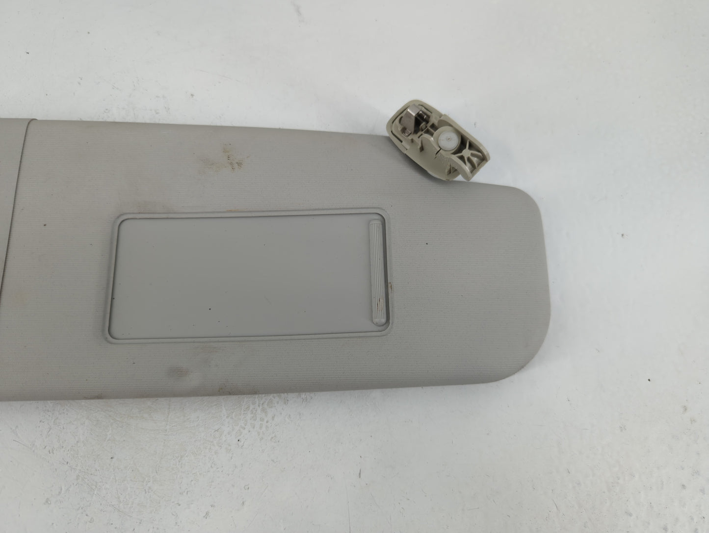 2011-2018 Volkswagen Jetta Sun Visor Shade Replacement Passenger Right Mirror Fits Fits 2011 2012 2013 2014 2015 2016 2017 2018 OEM Used Auto Parts - Oemusedautoparts1.com