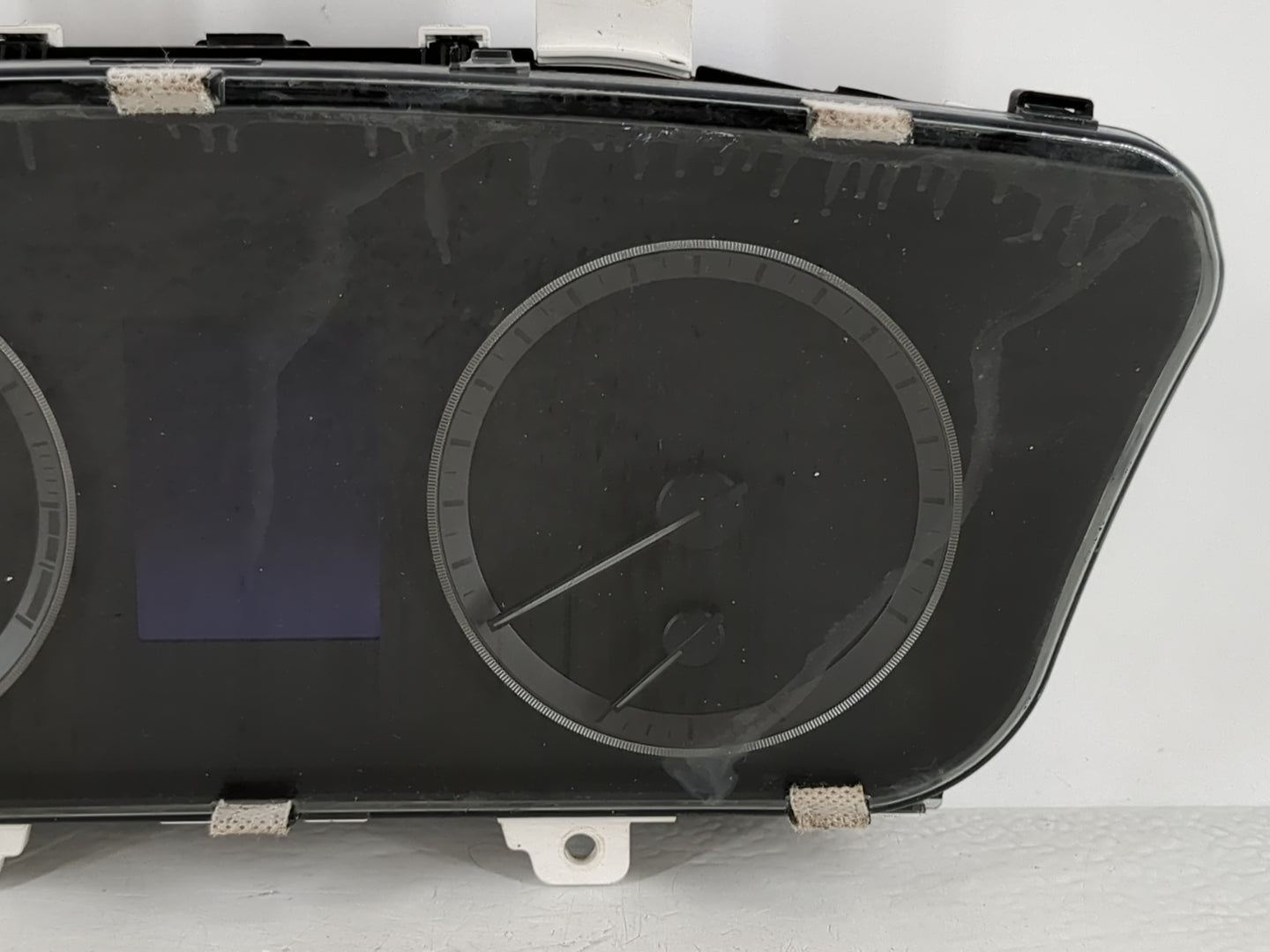 2016-2017 Hyundai Sonata Instrument Cluster Speedometer Gauges P/N:94001-C2200 Fits Fits 2016 2017 OEM Used Auto Parts - Oemusedautoparts1.com