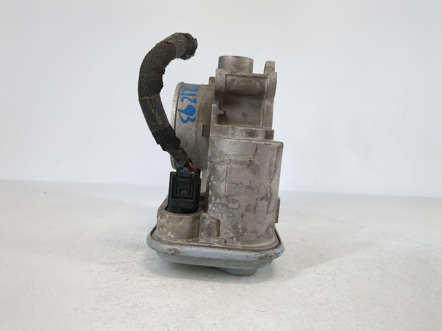 2007-2017 Jeep Patriot Throttle Body P/N:977-025 Fits Fits 2007 2008 2009 2010 2011 2012 2013 2014 2015 2016 2017 2018 OEM Used Auto Parts