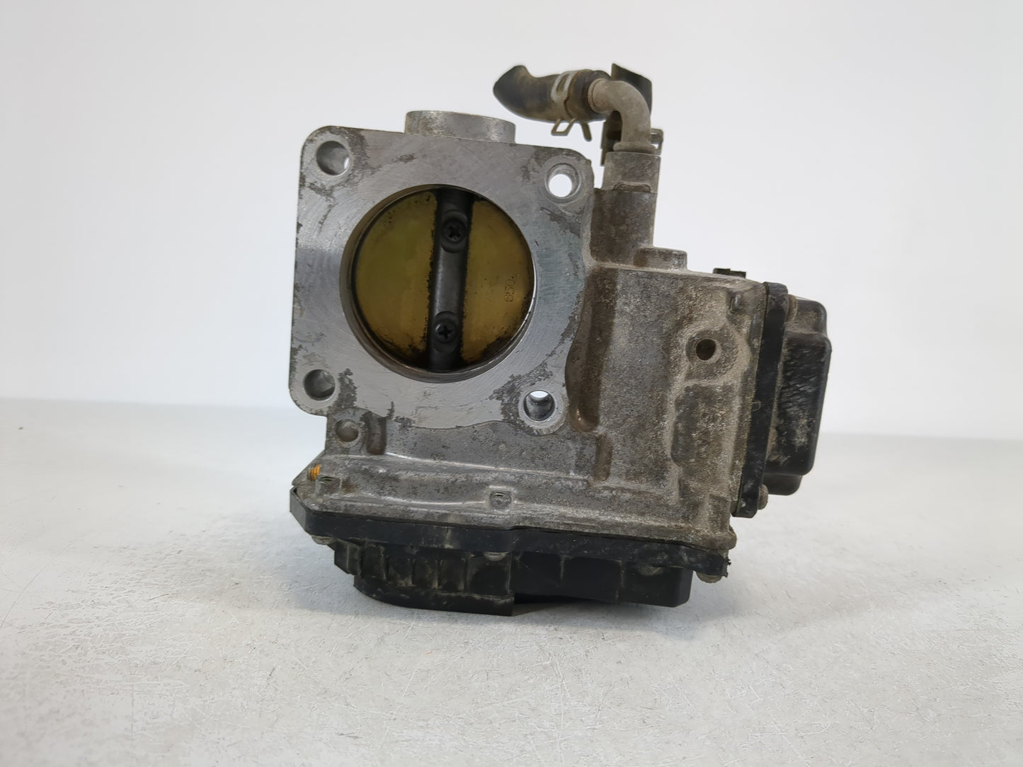 2016-2022 Honda Civic Throttle Body P/N:M60818 GMC9A Fits Fits 2016 2017 2018 2019 2020 2021 2022 OEM Used Auto Parts - Oemusedautoparts1.com